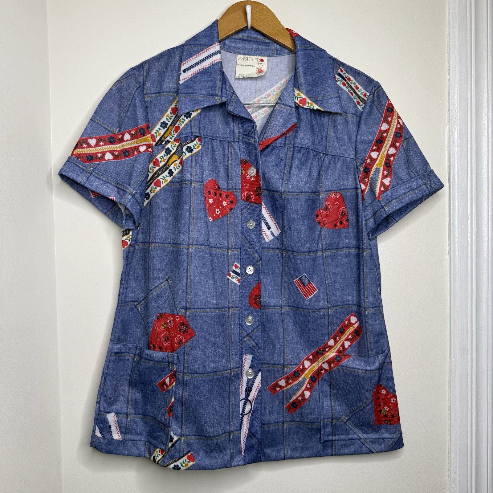 Vintage 70s Mister Trio Inc Top Shirt Jac Blouse Women’s Size Large Flag Hearts