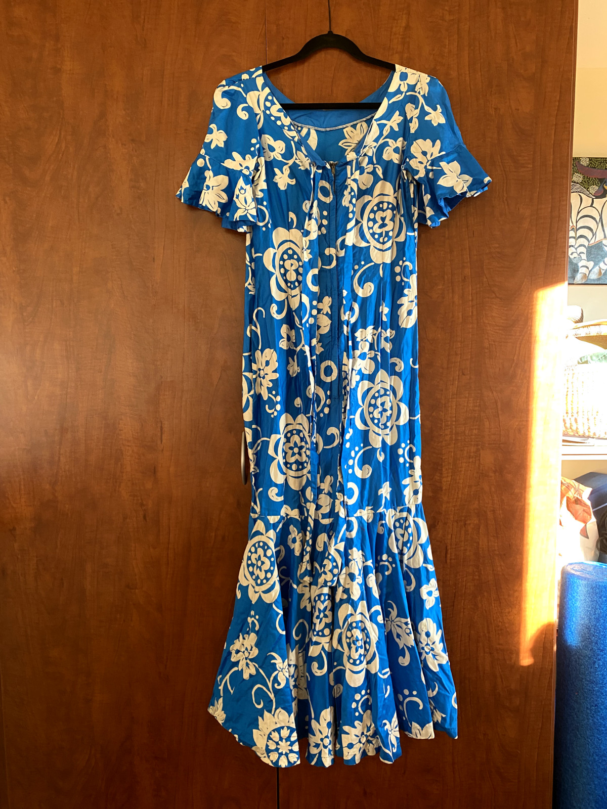 vintage Royal Hawaiian maxi mermaid flutter sleeves blue and white cotton dress