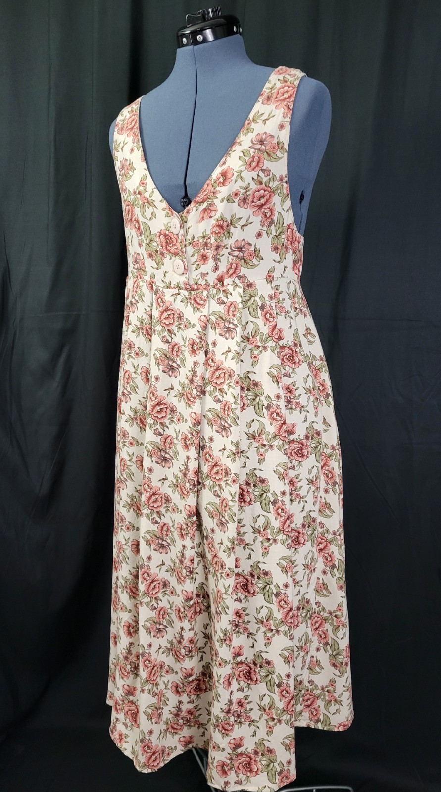 Vintage Ulterior Motives Lt Tan Jumper w Pink & Green Florals Size Medium