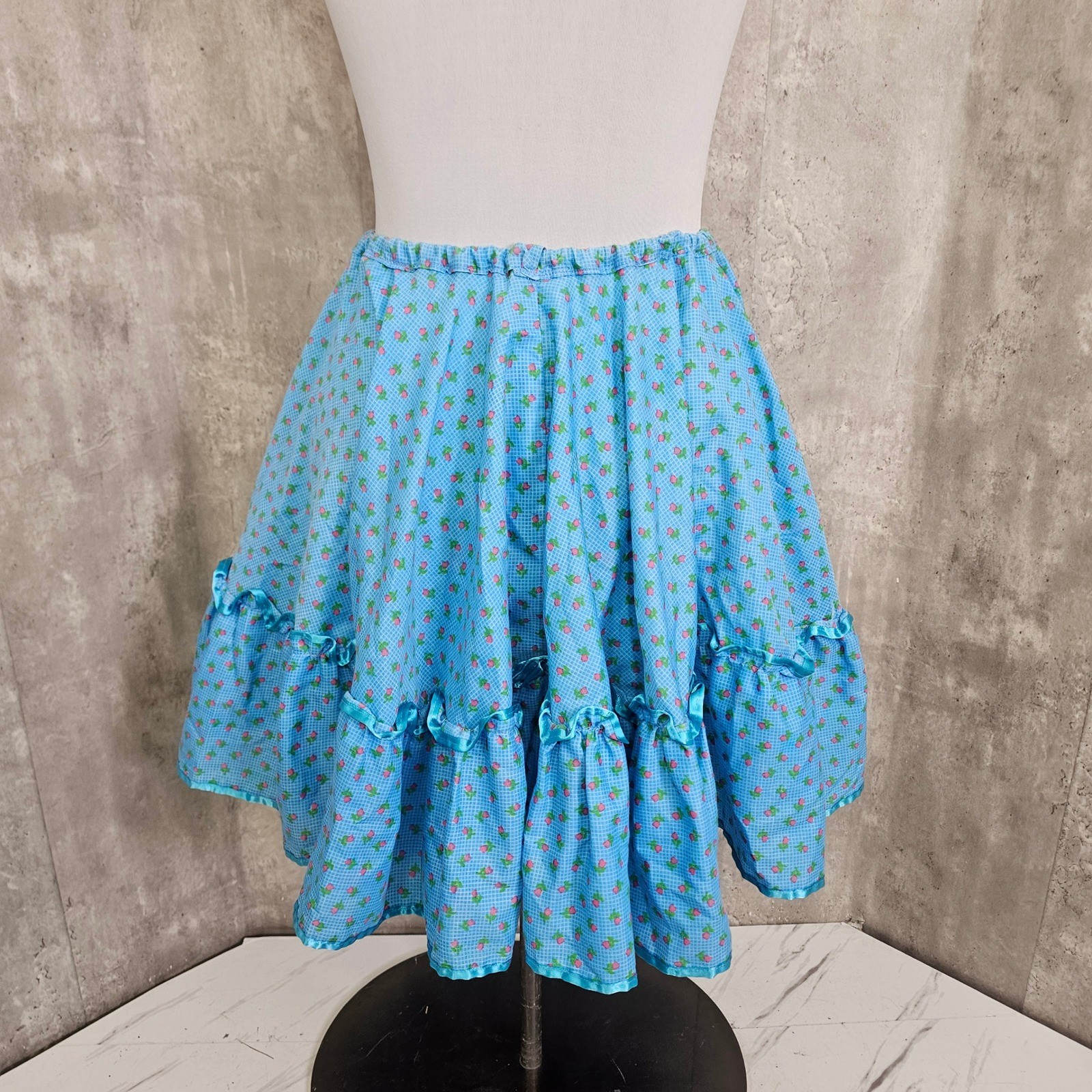 Vintage Handmade Blue Rosebud Circle Skirt Square Dance Cottagecore Prairie
