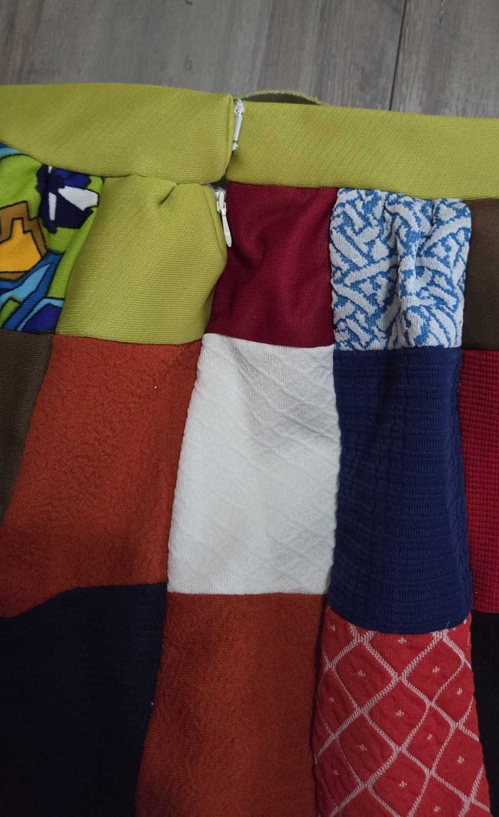 Handmade Vintage 70s Multi Color Quilt Skirt (27″ Waist x39″ Long) Boho Designer