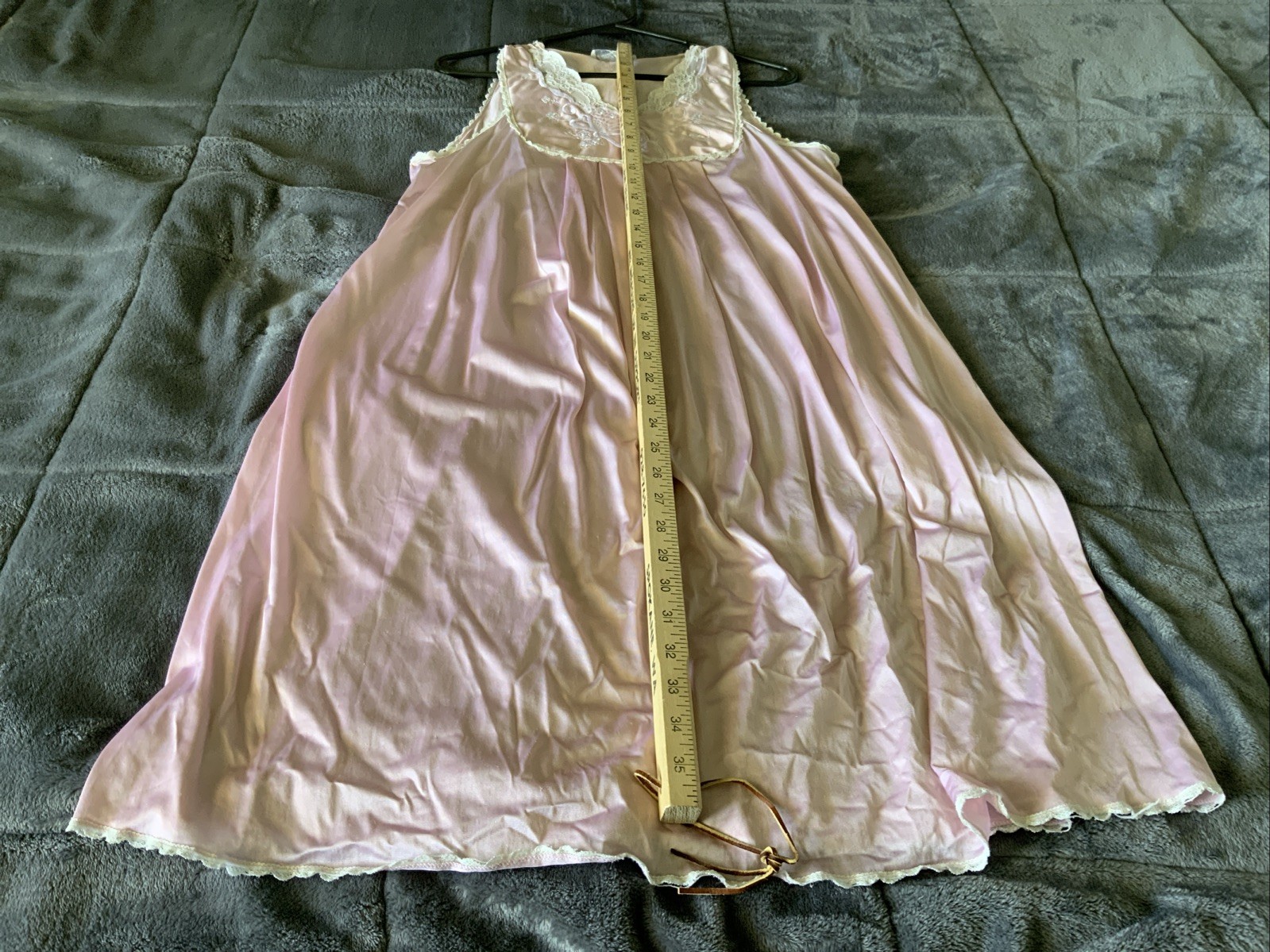 Vintage Vanity Fair Floral Lace Trim Nightgown Pink SZ M 38″ Chest Coquette 3