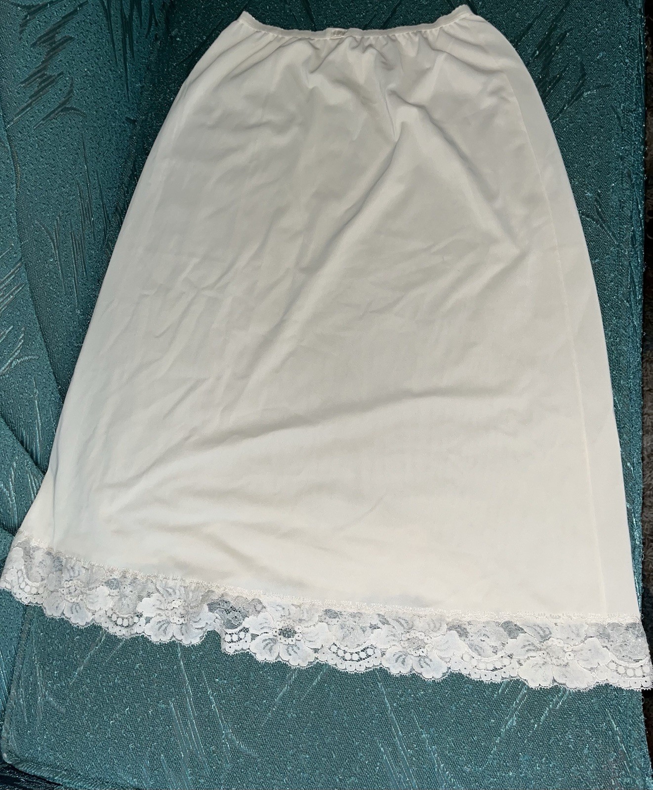 Vtg Shadowline Half Slip Small Tall Cream Floral Lace Trim Satin Skirt 25” Long