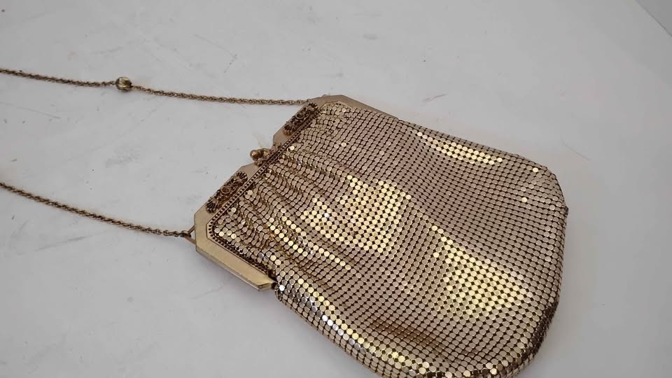 1970’s Women’s O/S Disco Gold Chainmail Metal Mesh Halter Top Belt & Purse 3 PCS