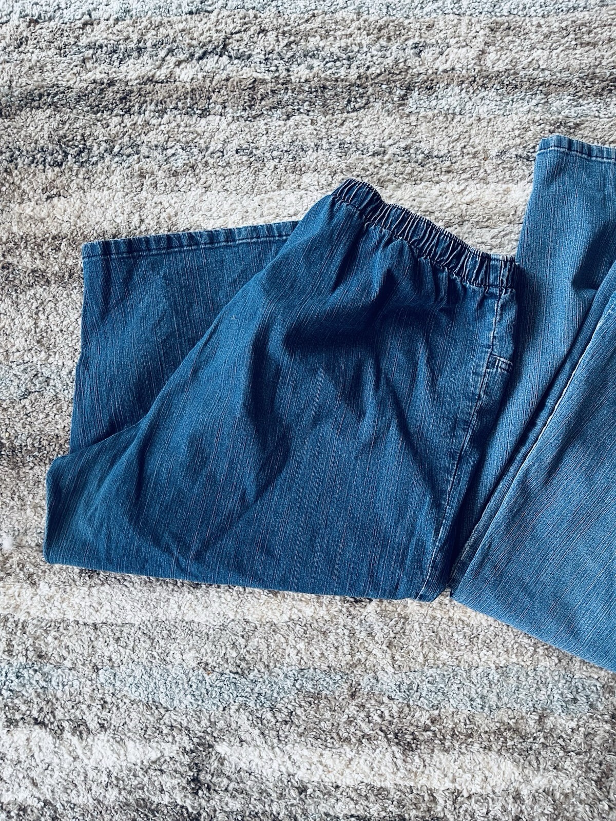 Vintage Chic Pull On Elastic Waist Ladies Pants Jeans Capri Denim Lot Size 22W