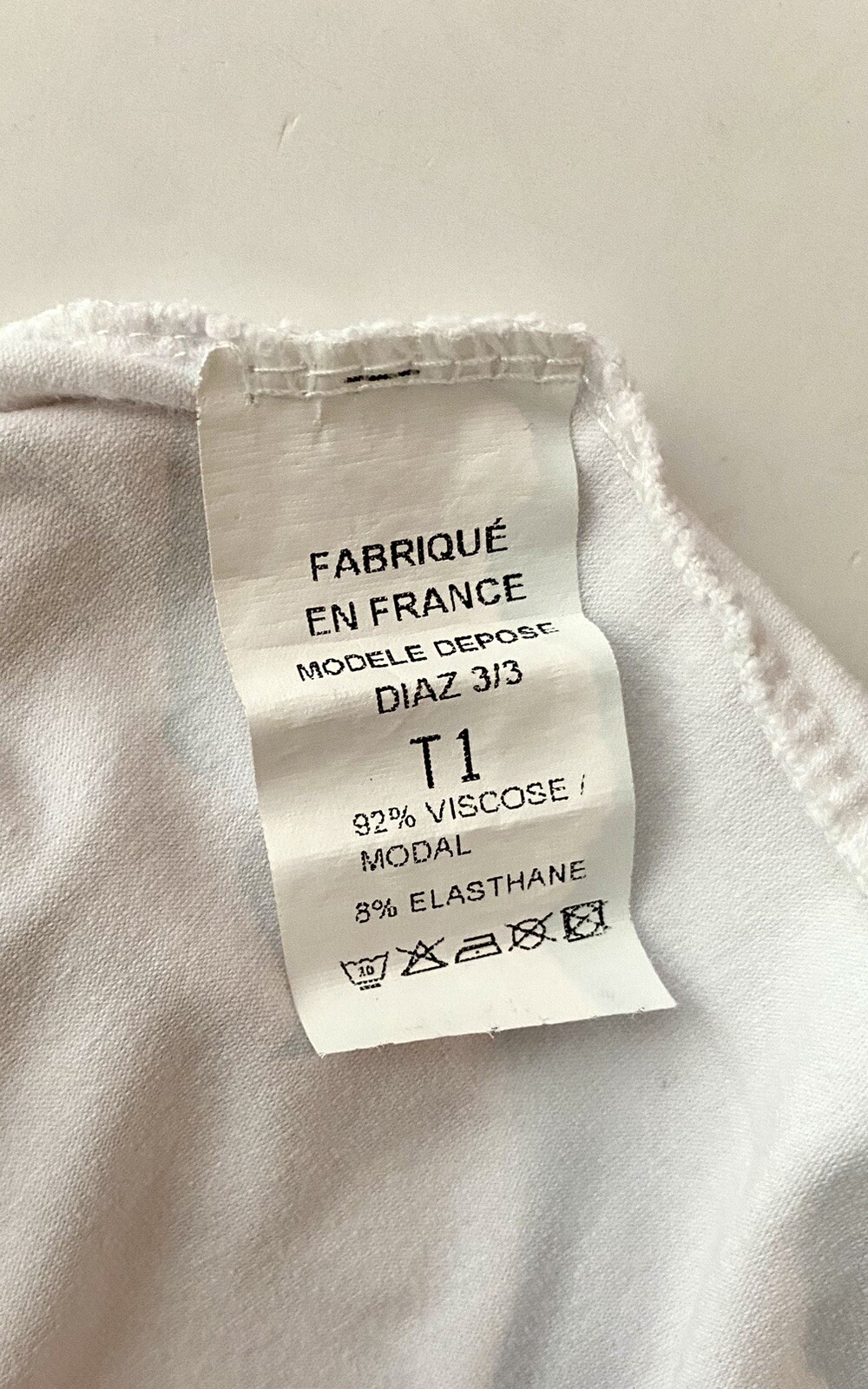 Rendezvous Size 1 Small White Pullover Blouse 3/4 Sleeve Ruffle Viscose romance