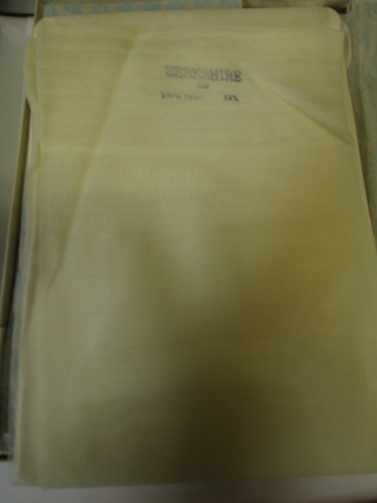 1PR VINTAGE BERKSHIRE RHT SHEER SHINY FLAT KNIT NYLON STOCKINGS SZ 11 LONG WHITE