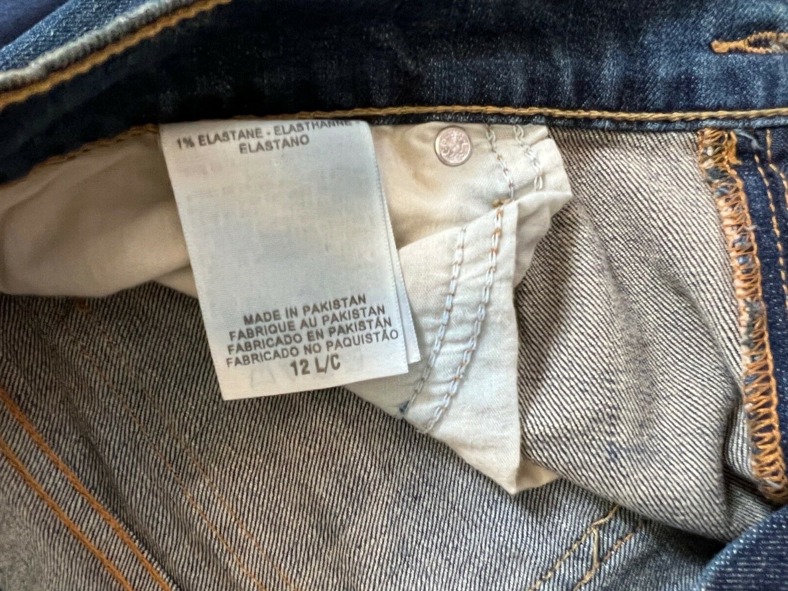 WJ3-LEVIS vintage WOMENS 515 BOOTCUT 12 LONG. 147