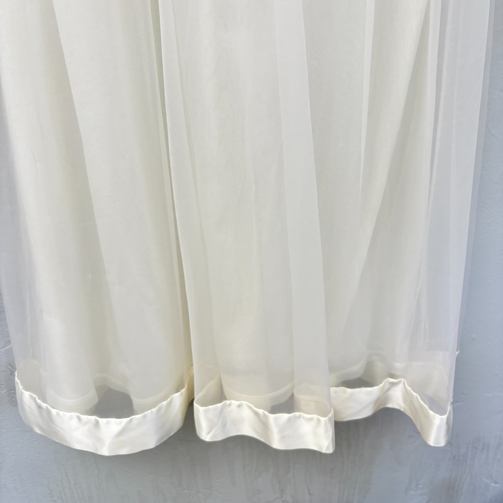 Gossard Artemis Robe Nightgown Set Women Size Petite White Vintage FLAWS