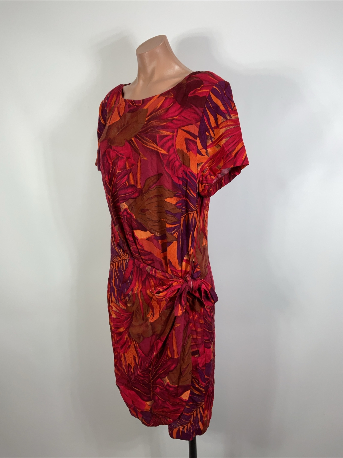 St Tropez West Dress Floral Hawaiian Rayon Linen Wrap Dress Resort VTG 90s Y2K