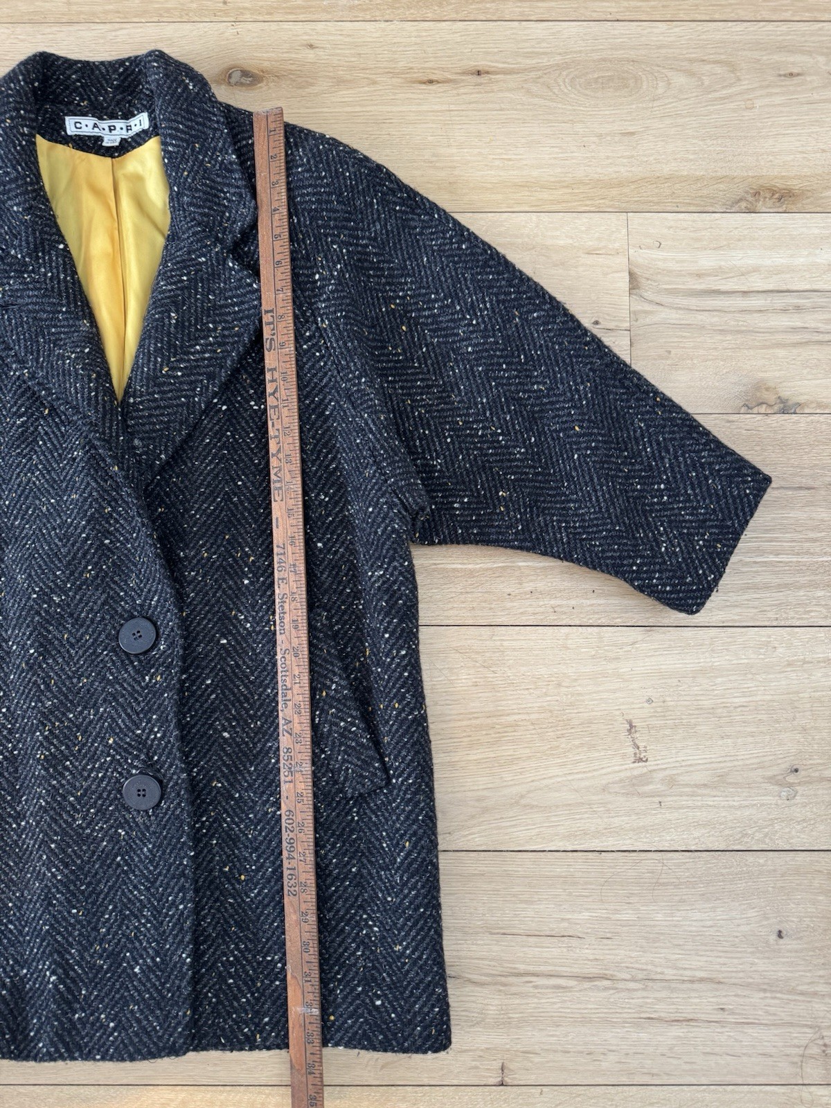 Vintage Women’s Charcoal Gray Wool Tweed Coat. Bracelet Length Sleeves. M