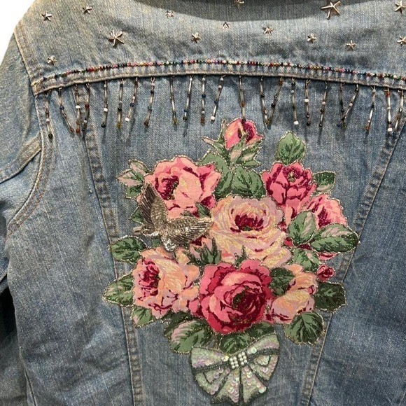 Add 'Vintage Jean jacket size S-34/36 (s1) by Sears awesome retro embellishments