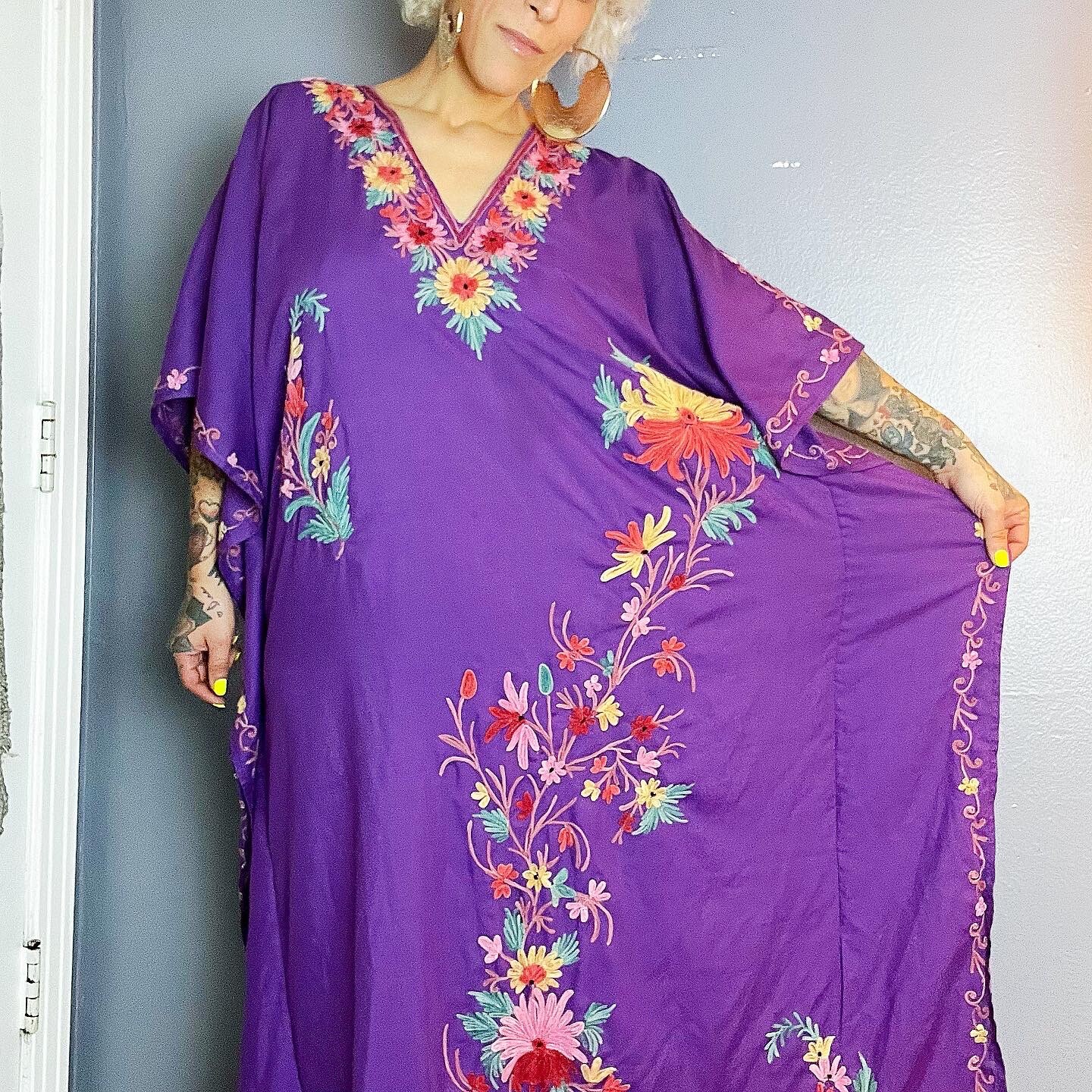 ROYAL PURPLE 70’s 70s Corded Embroidery Embroidered Vintage Caftan Kaftan Dress
