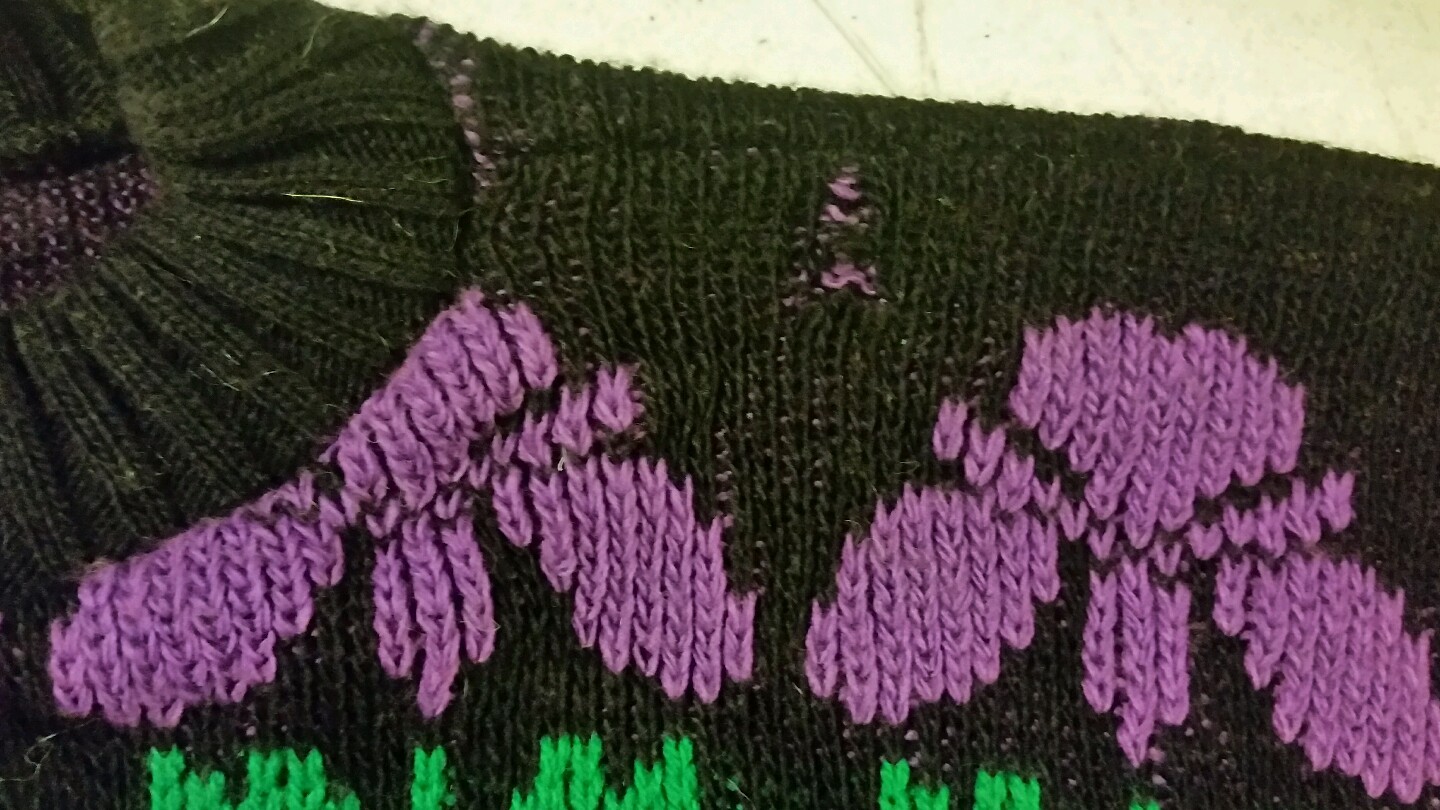 Vintage Kitties and Flowers sweater by Arielle Made in the USA