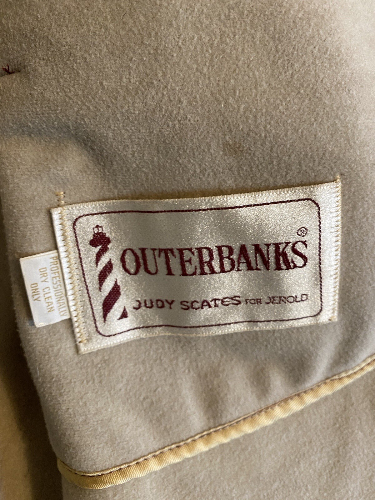 Vintage Rare Burgundy Cape Style Overcoat Outerbanks By Judy Scates For Jerold