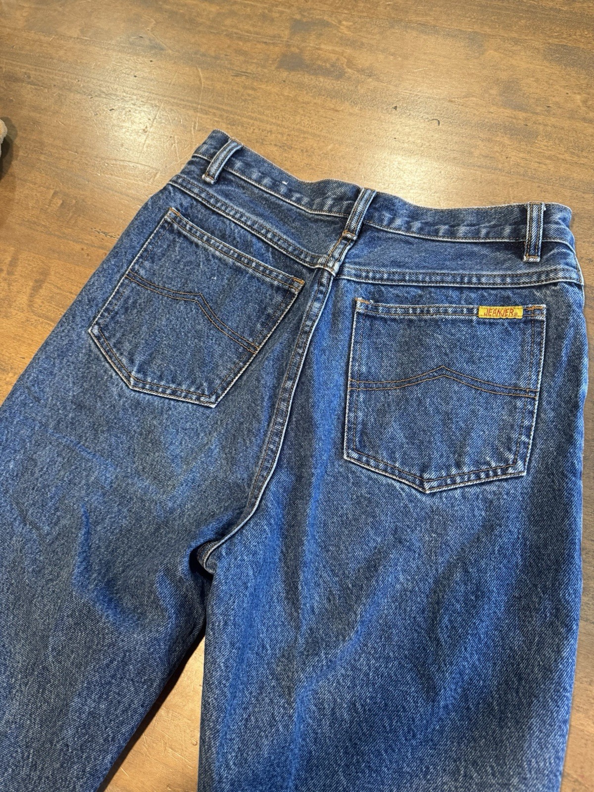 1980s /1990s Jeanjer by Jordache medium-wash blue denim jeans