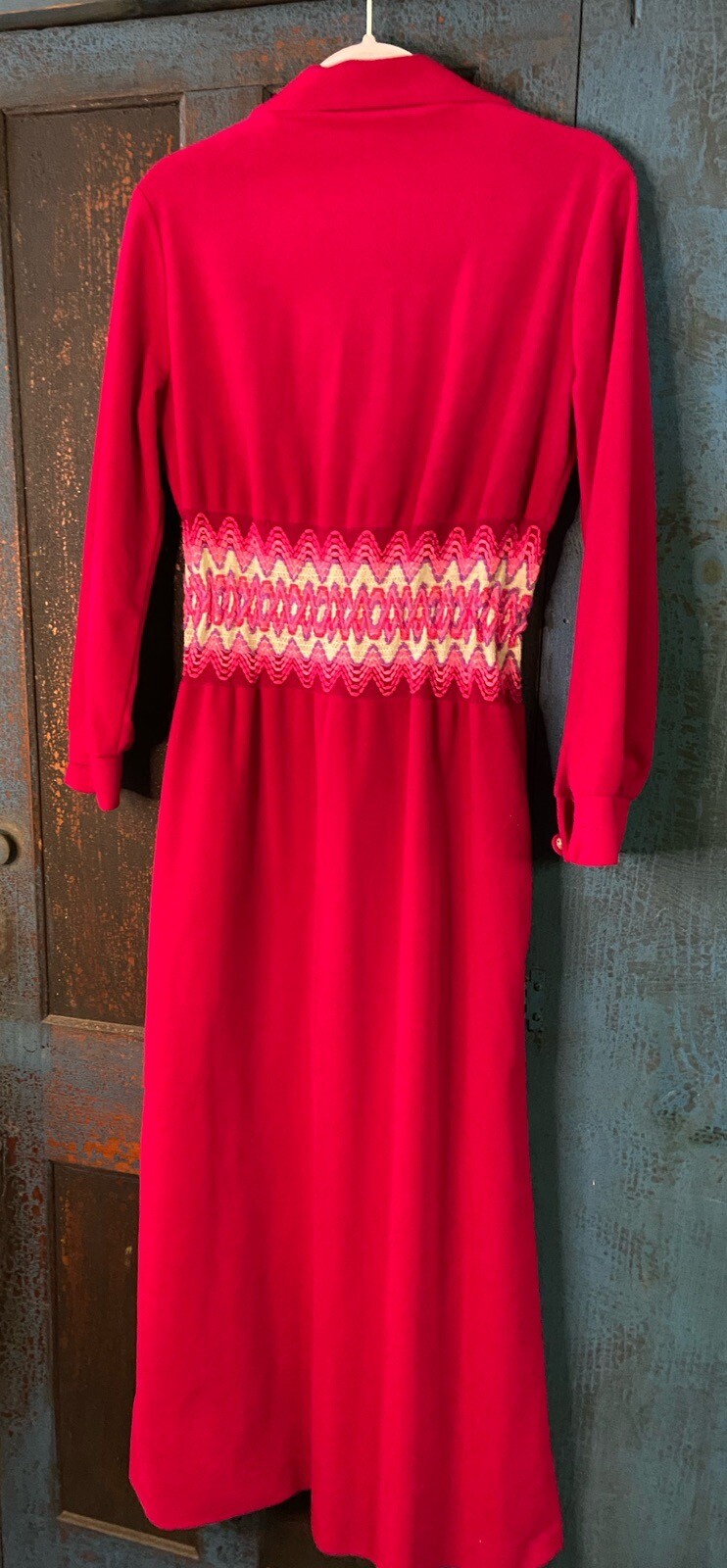 Vintage 1970’s At Home Wear for Van Raalte Button Robe Flame Stitch Boho Hippie