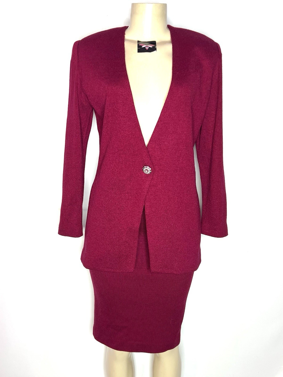 VINTAGE ANTHONY SICARI DARK PINK KNIT SKIRT SUIT SIZE 8