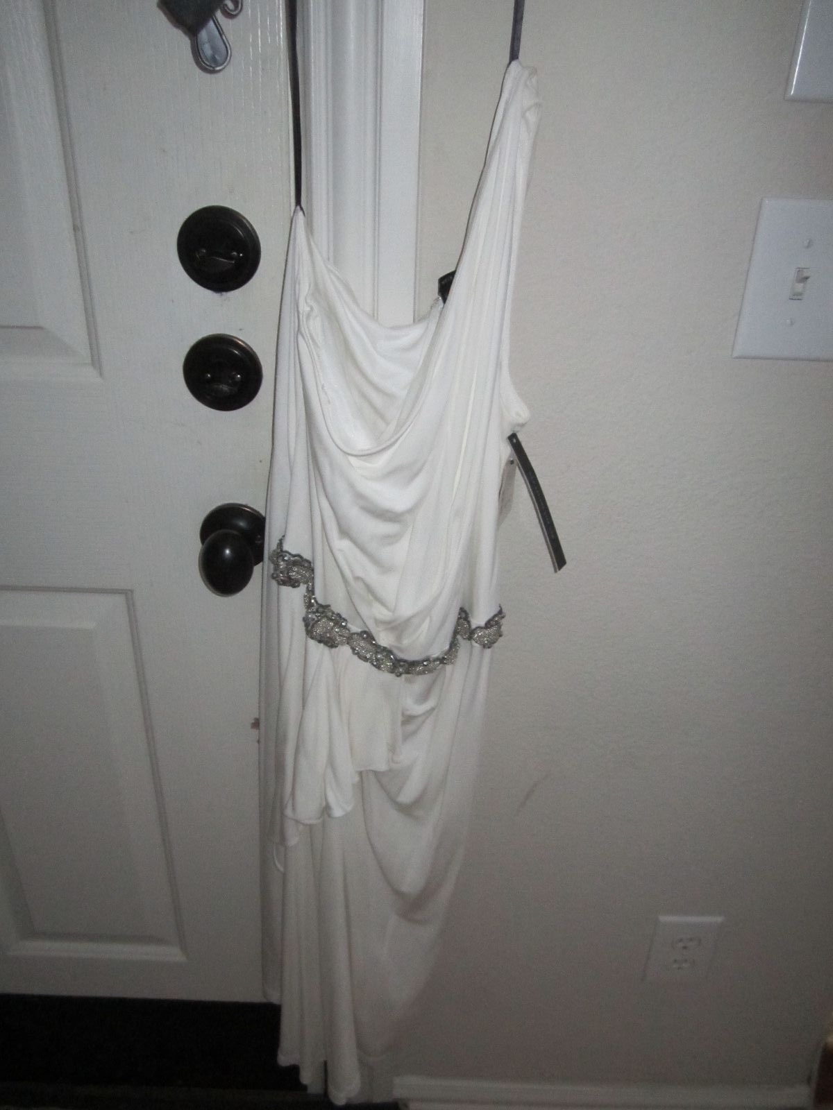 DAVID MEISTER SAKS FIFTH AVENUE DRESS – SIZE 10 – WHITE & CRYSTAL BEADS
