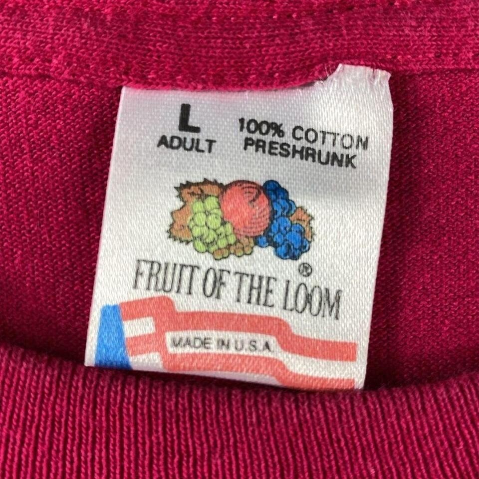 Vintage Fruit of the Loom Pink Feather Graphic T-Shirt L Single Stitch USA Made