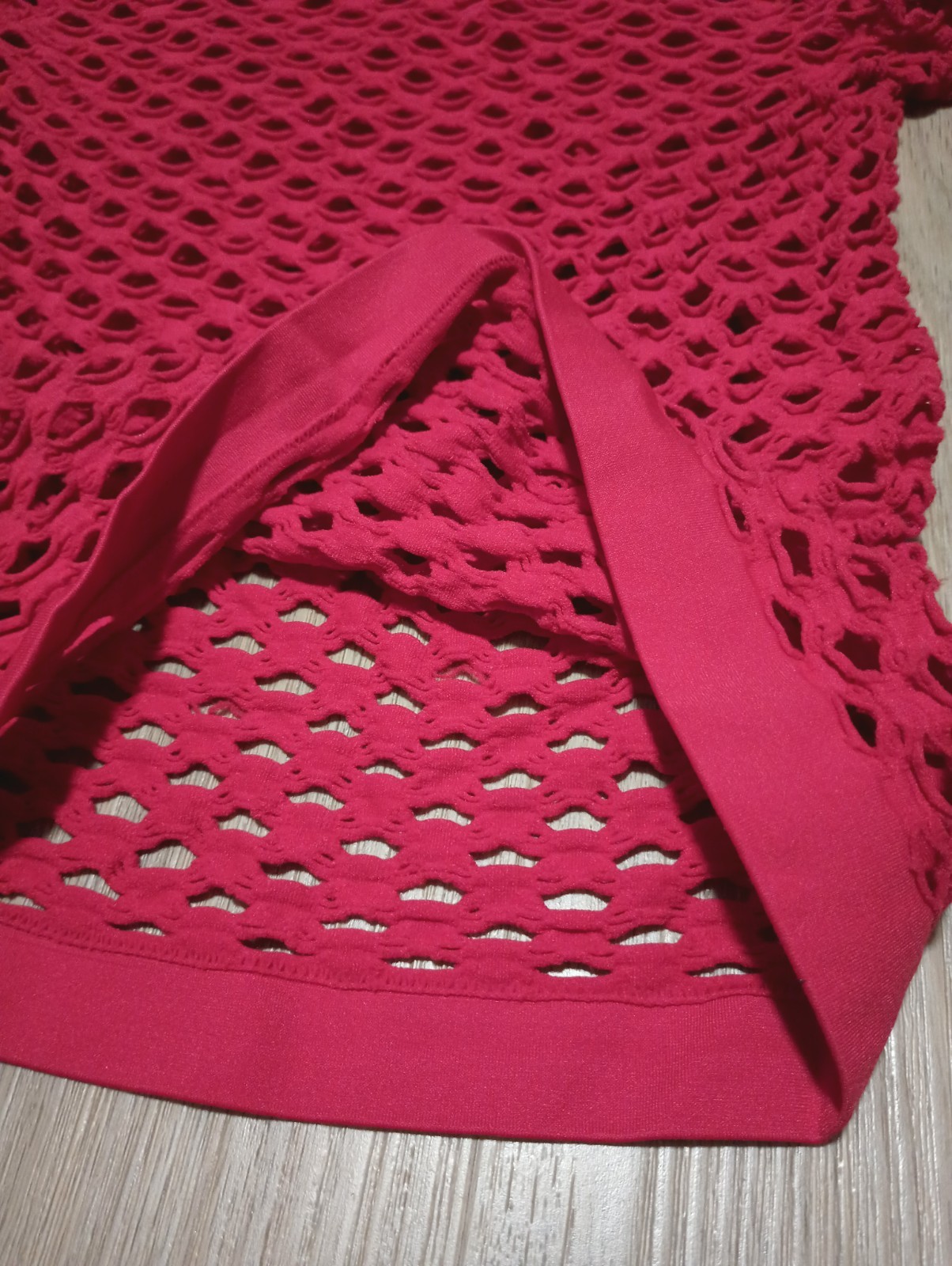 Vtg 80s Stretchy Mesh Fishnet Shredded Look Off Shoulder Red Top glam rock XS