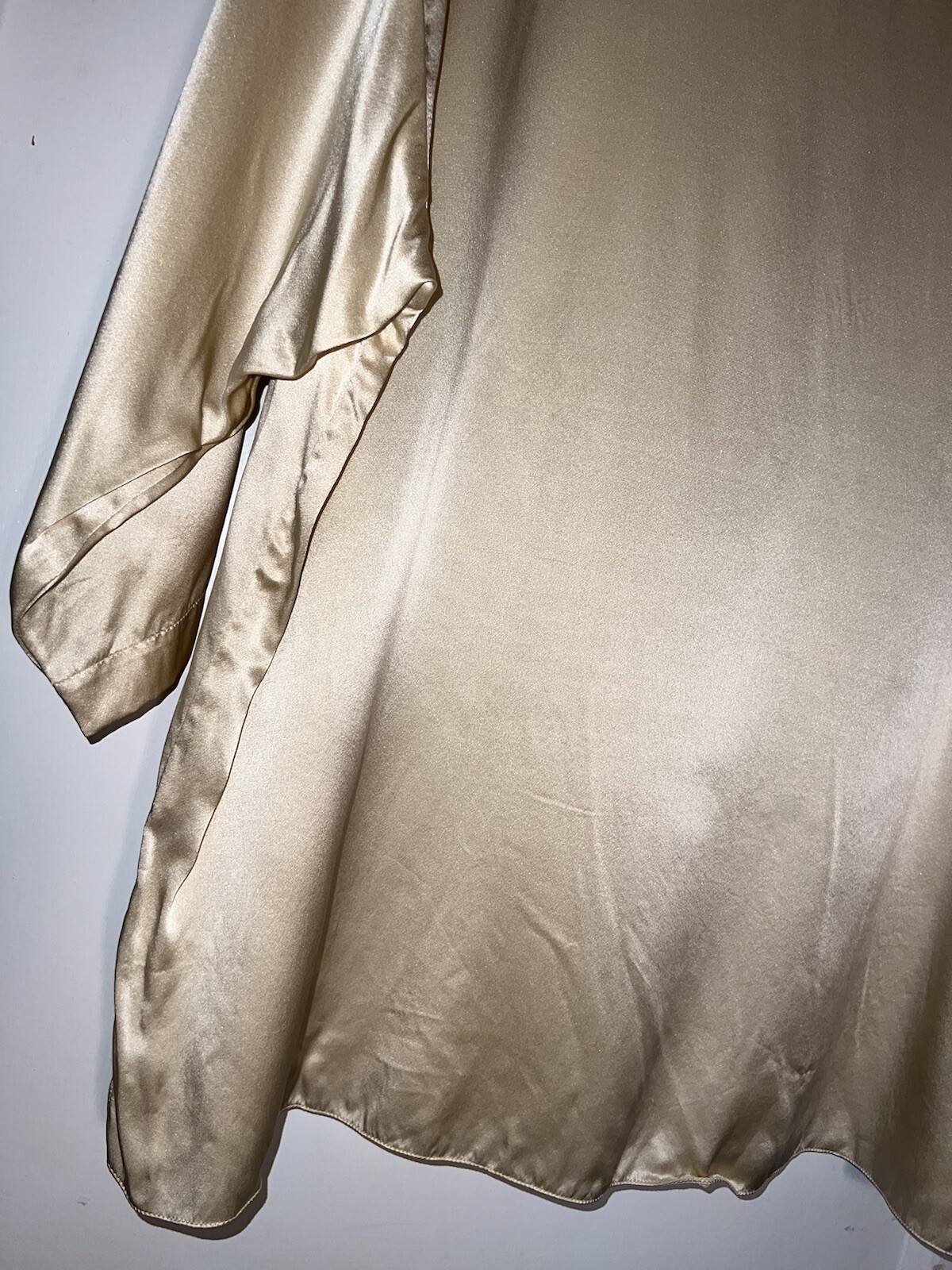 Vintage Jane Suttell made in USA Silk tunic top Ivory Moth O/S. d513