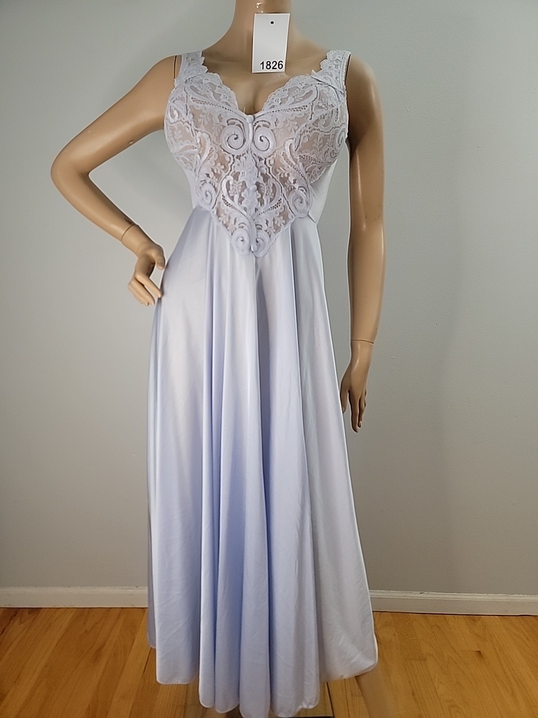 Vintage Olga Light Blue 100% Nylon Nightgown Lace Detail Style 92770 Size Small