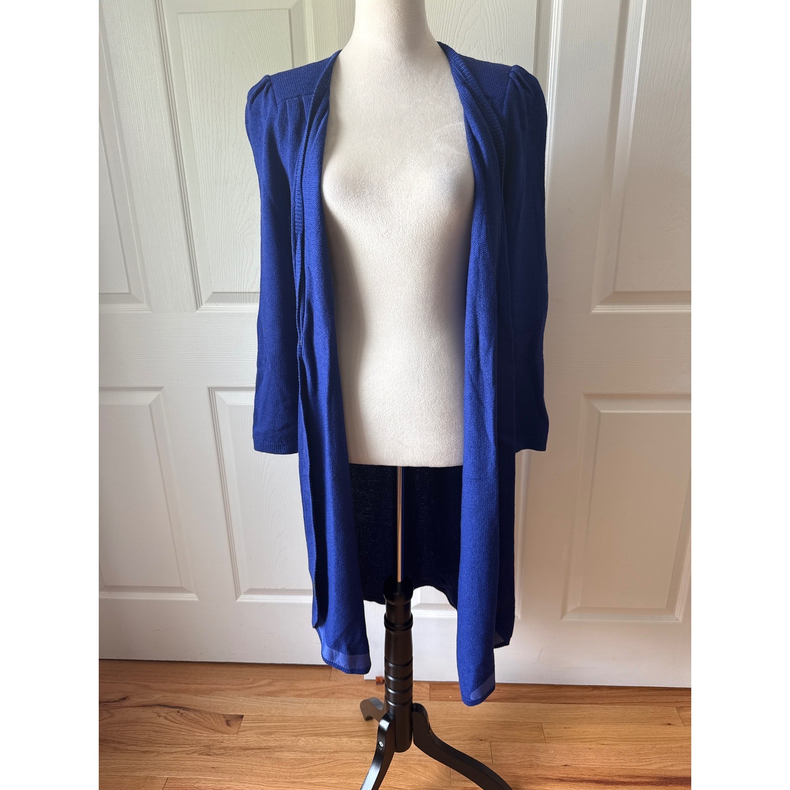 Vintage St. John Santana Knit Wrap Midi Dress Long Sleeve Gold Belt Est Size M