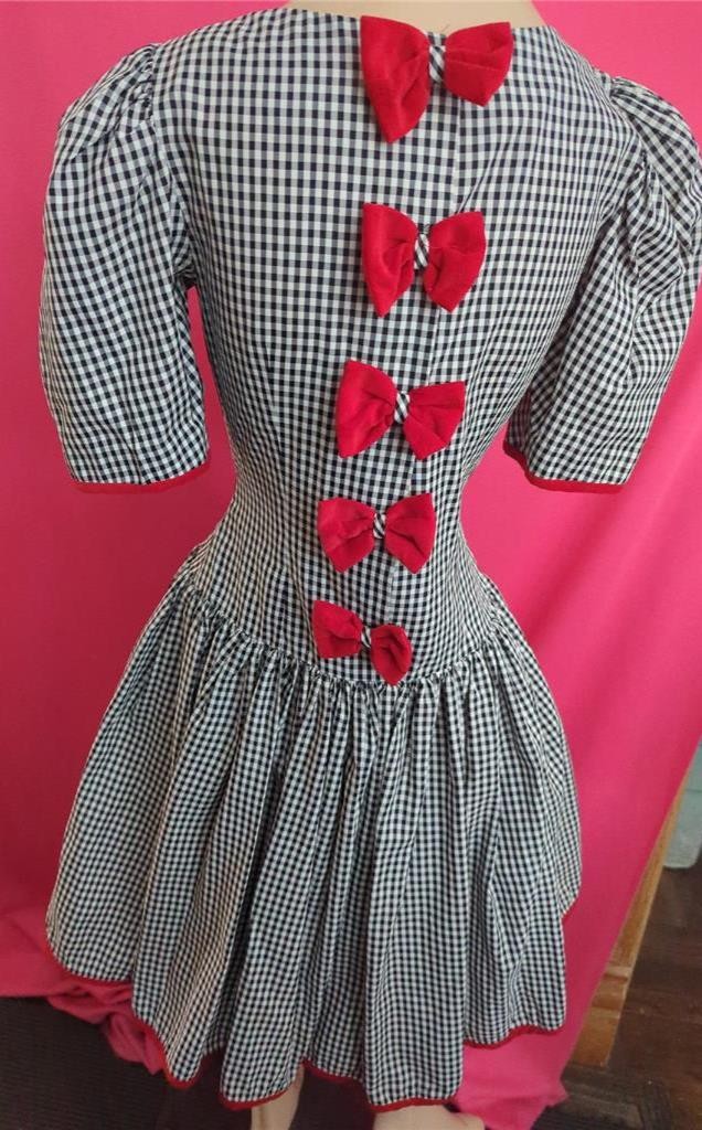 1950’s-80’s VTG. BLACK & WHITE GINGHAM, RED BOWS, MISTY LANE DRESS 38″ BUST-USA