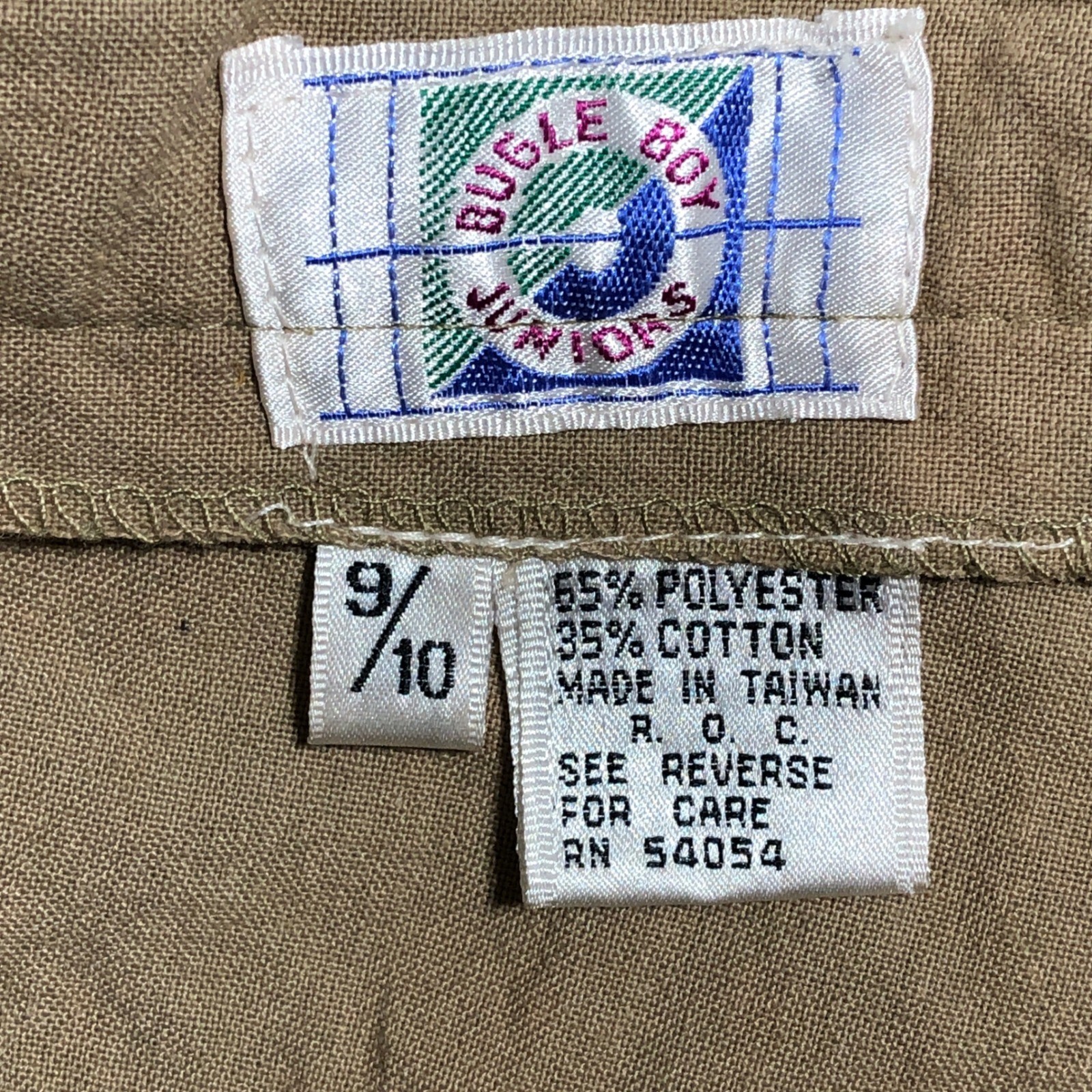 Bugle Boy Juniors Shorts Womens 9/10 Khaki Tan Pleated High Waist Vintage 90s