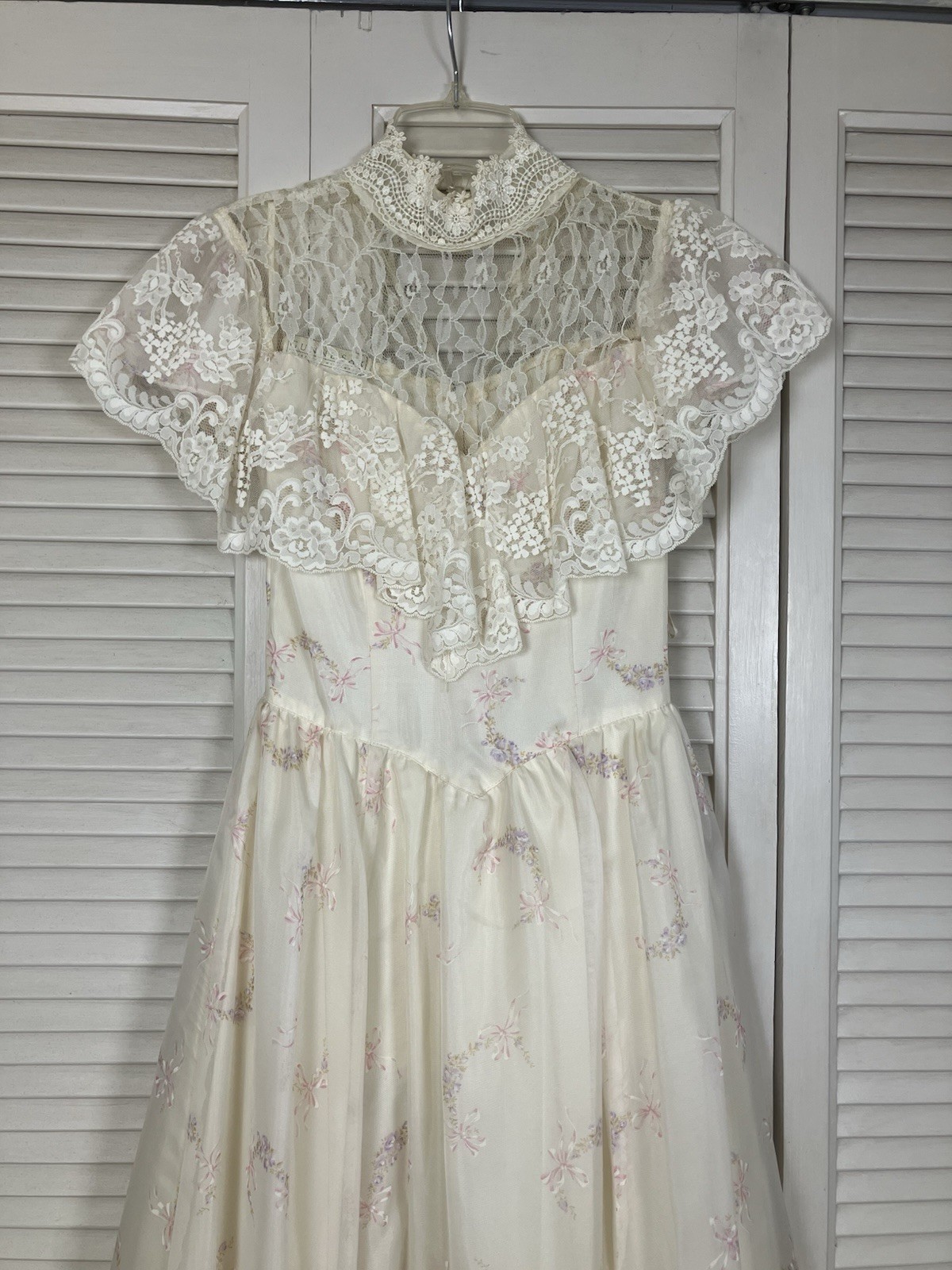 VTG Gunne Sax Wedding Dress Prairie Bows Ivory Lace Victorian Hoop Skirt Sz 5 Xs