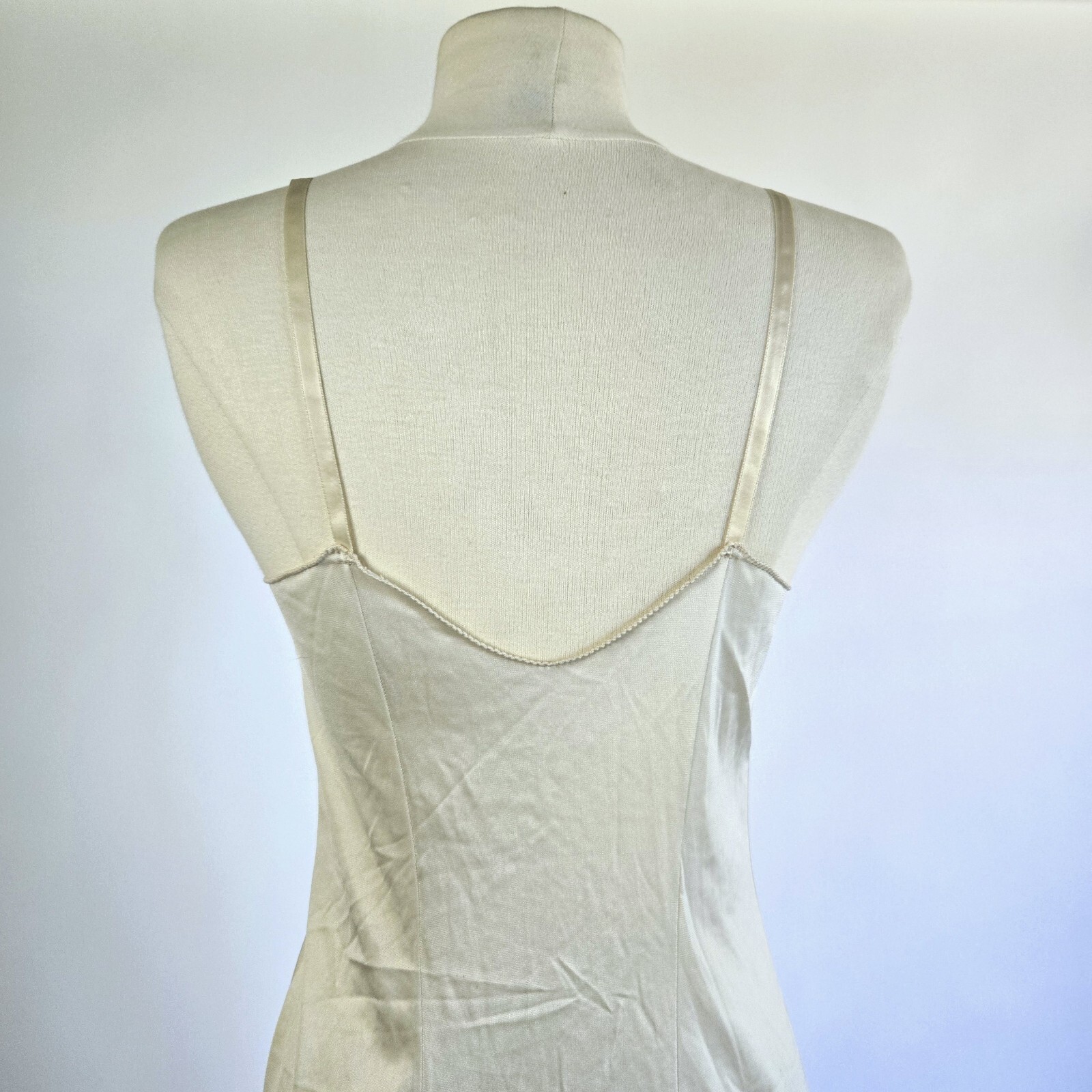 Vtg 1970s Ivory Nylon Lace Vanity Fair Full Mini Midi Slip Dress Sz 30 Champagne