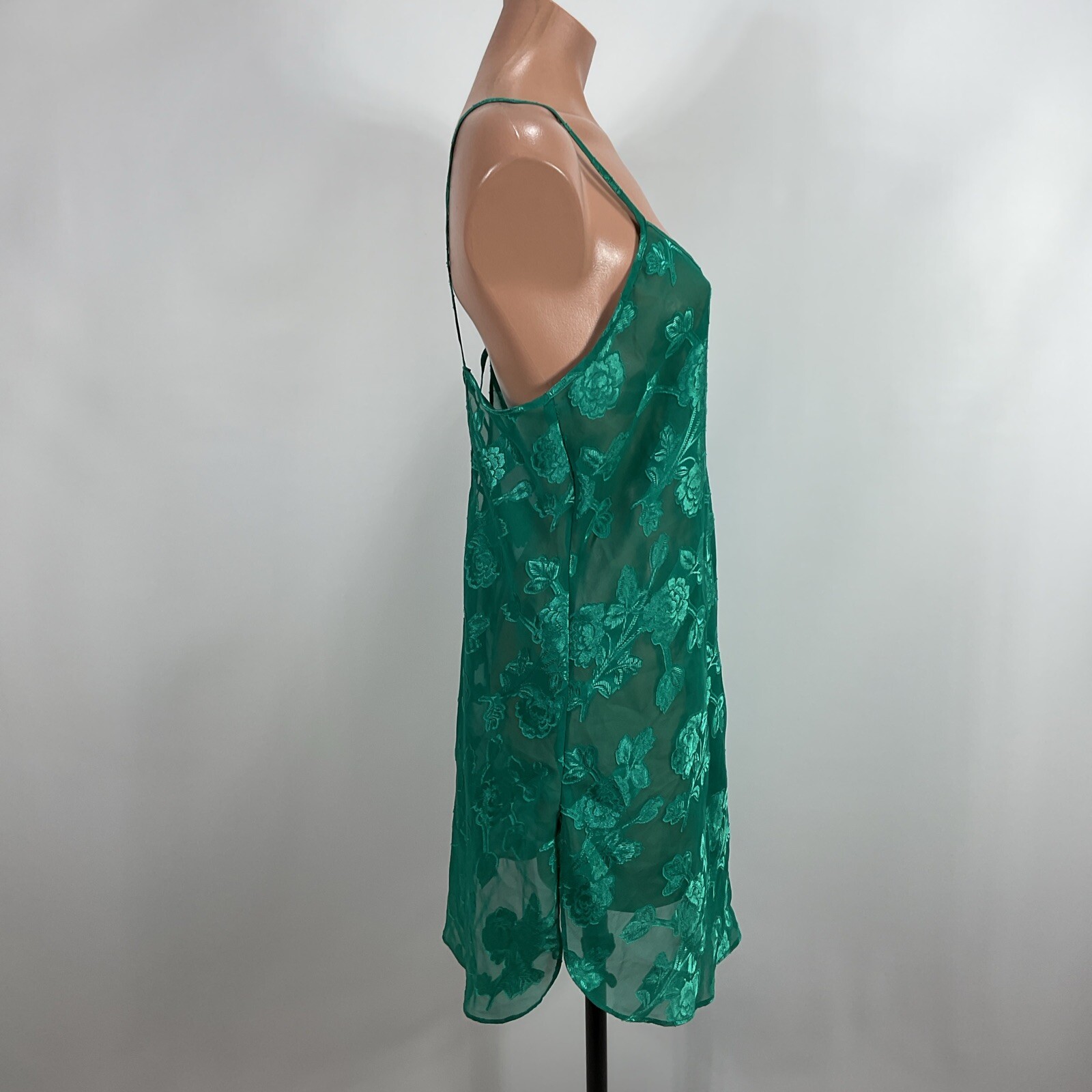 California Dynasty Green Embroidered Negligee Vintage Sexy Satin Gown Sz L Jade