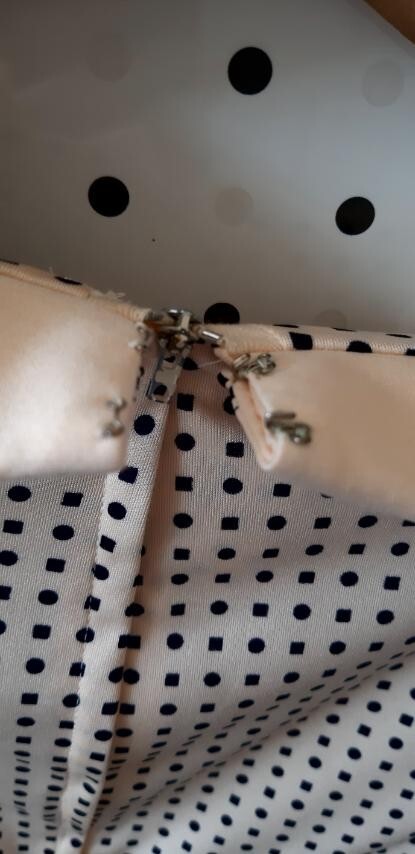 Vintage Designed by DAVISELLA Dress Maxi Beige with collar England UK-14 US-12