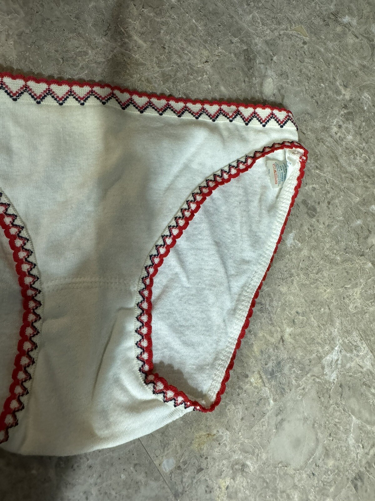 VINTAGE HIP HUGGER PANTY! ONE SIZE. 100% COTTON. RUNS SMALL