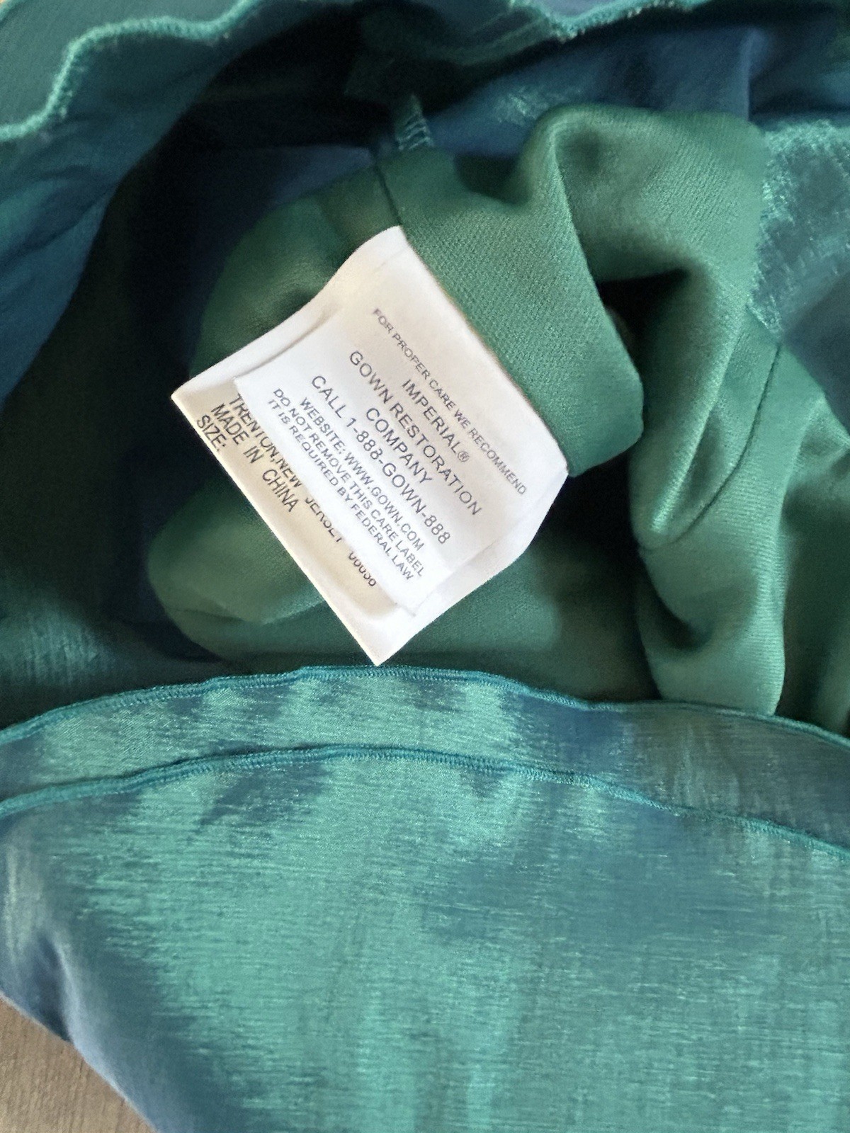 VTG CAMERON BLAKE BY MON CHERI Taffeta Skirt Set Elegant Irisdescent Green Y2K