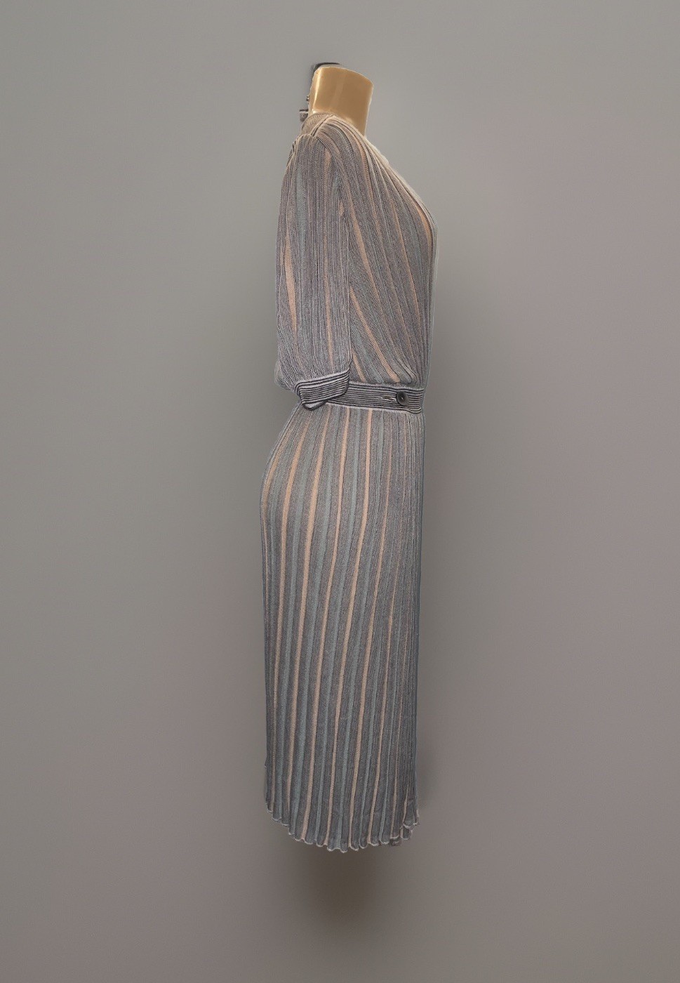 Vintage 1970s Albert Nipon Italy Knit Wrap Dress Short Sleeve Pleated Duster 6