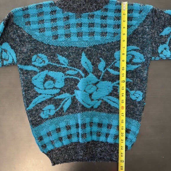 Vintage 80s Arielle USA Grey Vibrant Blue Floral Plaid Grandpa Aesthetic Sweater