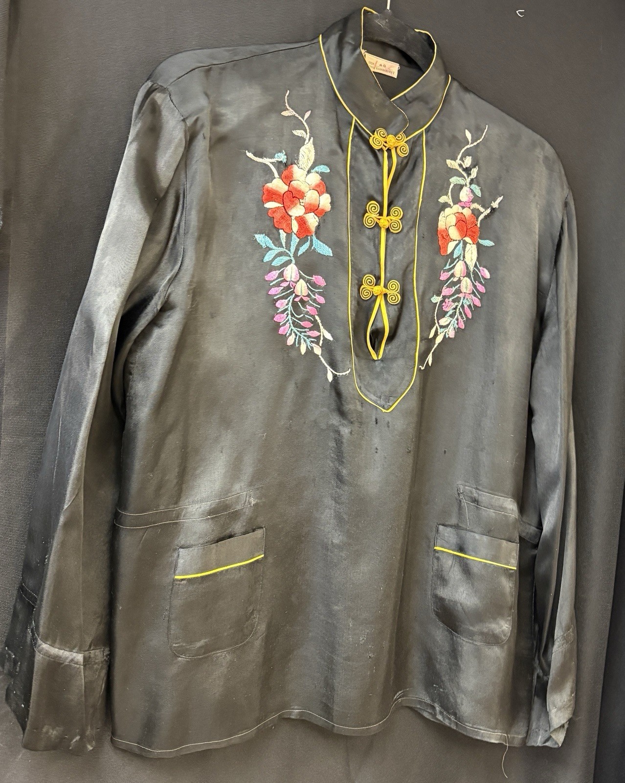 Occupied Japan Embroidered Top Womens Size Small Vintage Good Condition Pre-own