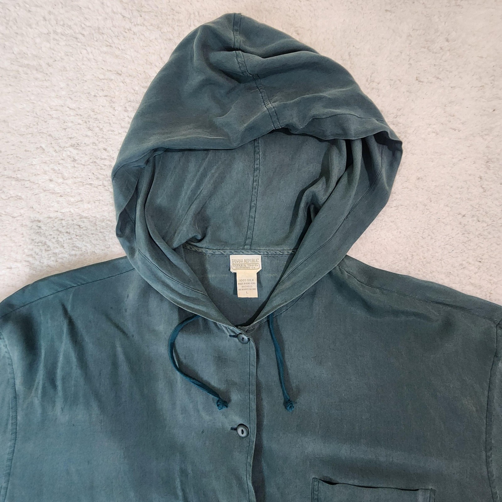 Banana Republic Safari & Travel Clothing Co 100% Silk Blouse Hooded L 80’s Rare