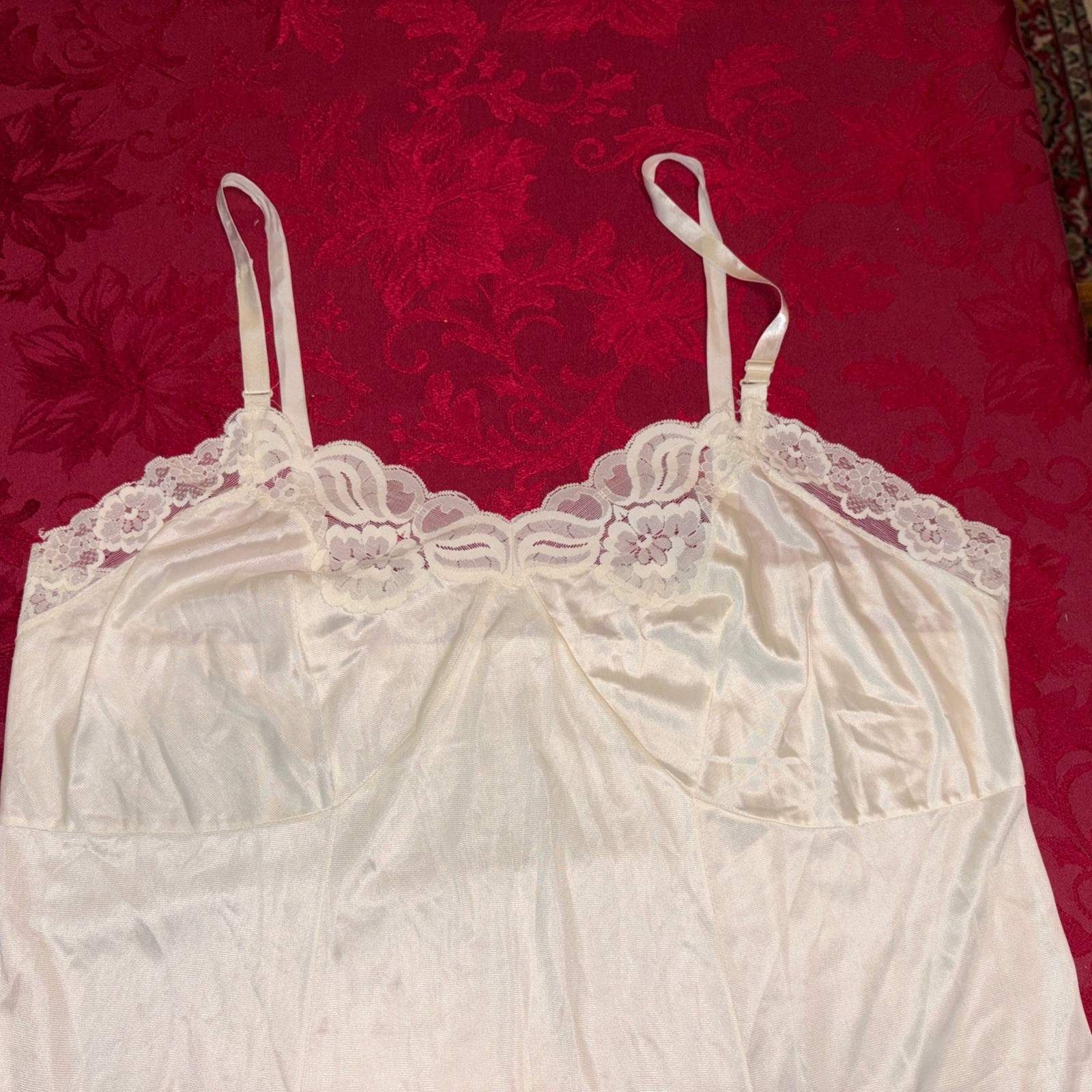 PERFECTFORM VTG SEXY Cream LACY SLIPPERY NYLON FULL LENGTH Slip Sz 38