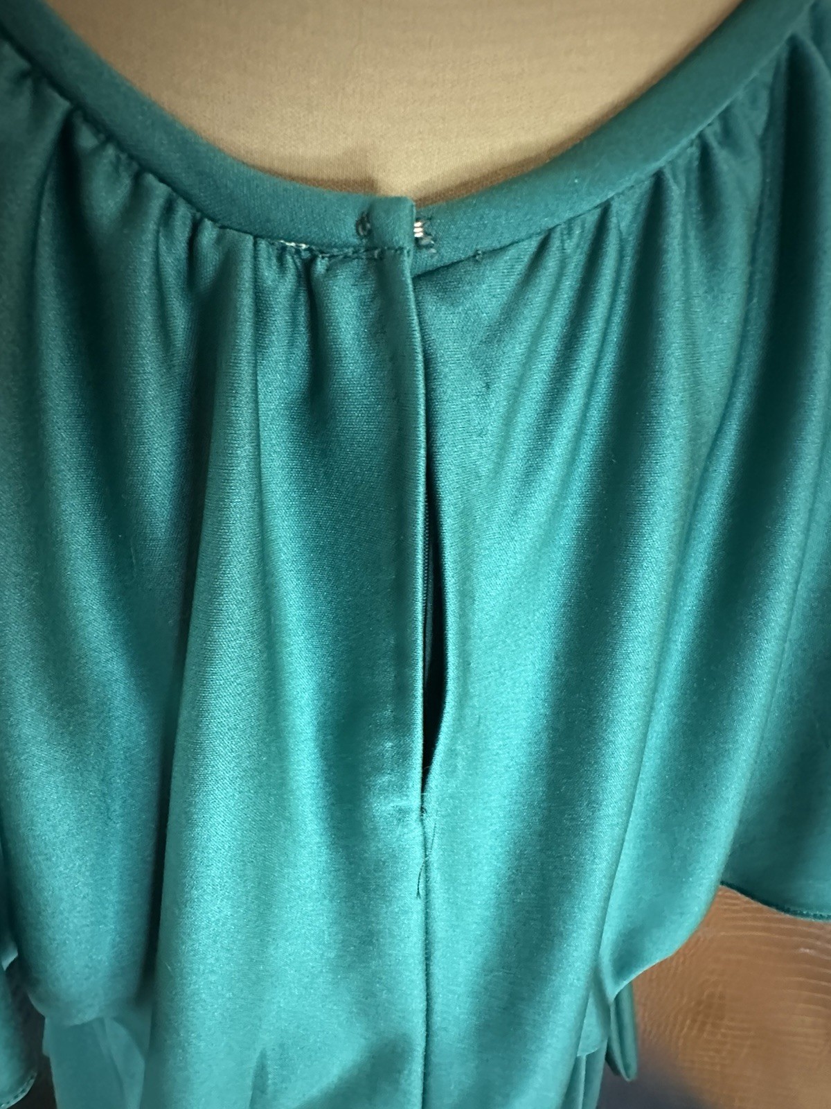 Vintage Green 80s Dress Handkerchief Hem Flutter Sleeves Scoop Neck Size Med-Lg