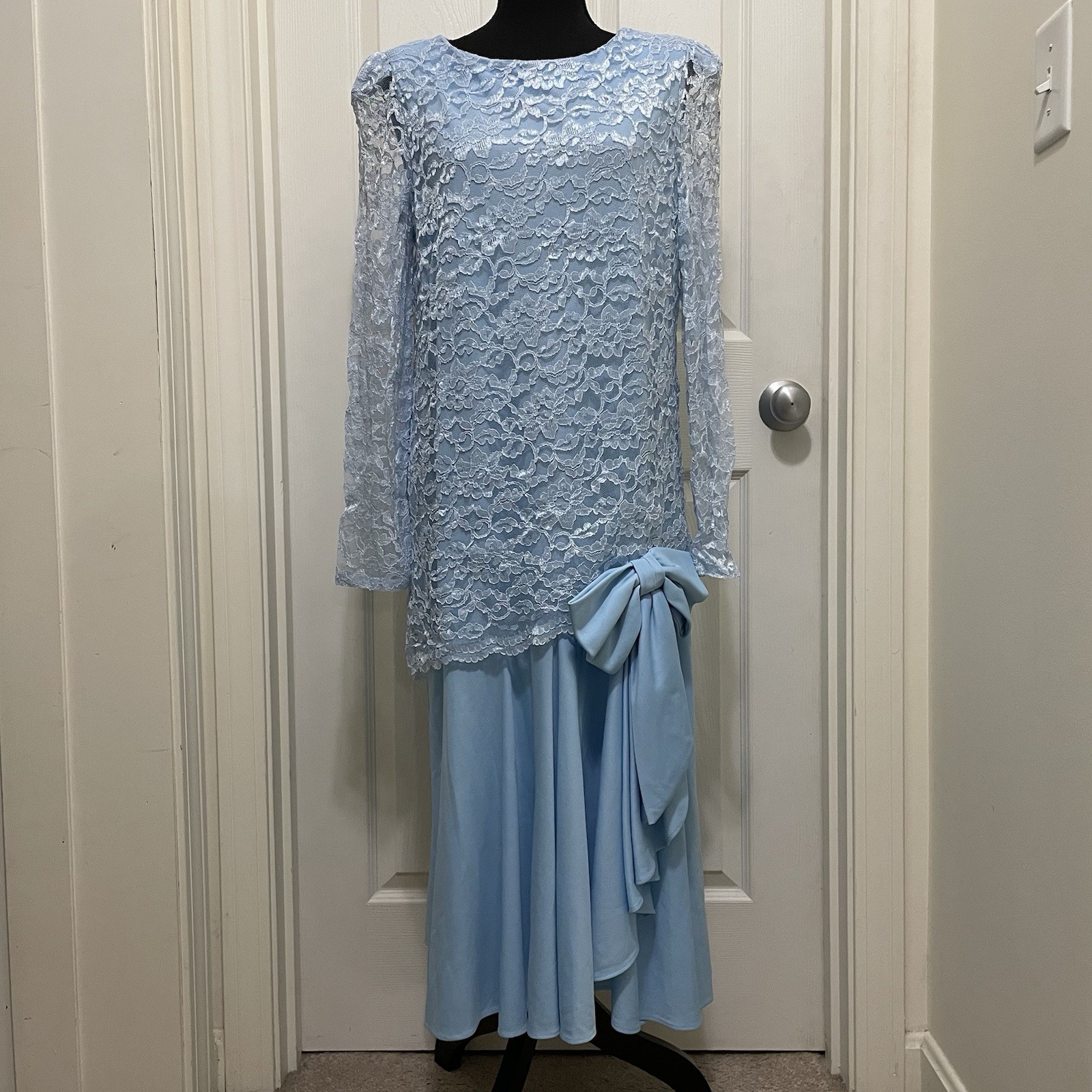Vintage 80s Mister Jay Blue Lace Dress Sz 18 Formal Drop Waist Gown Bow Cottage