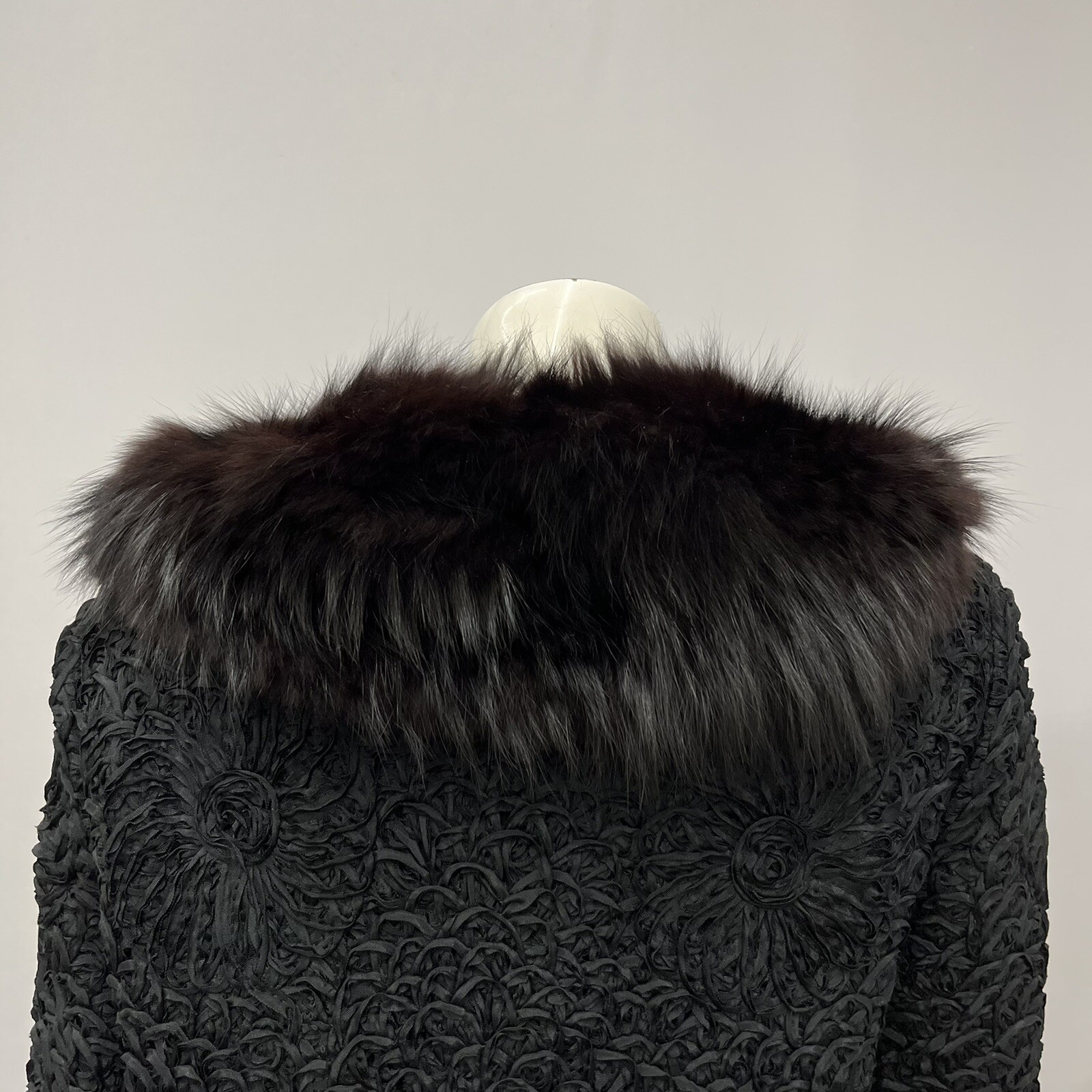 Vintage Ribbon Fur Jacket Black AMAZING Detail Brown Fox Fur Medium