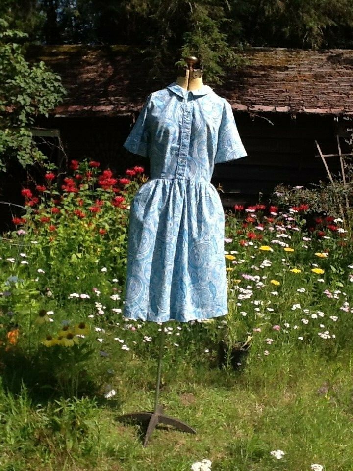 Vintage 1950’s Carol Brent Farm Day DRESS 38-28-50 not sure it was ever worn