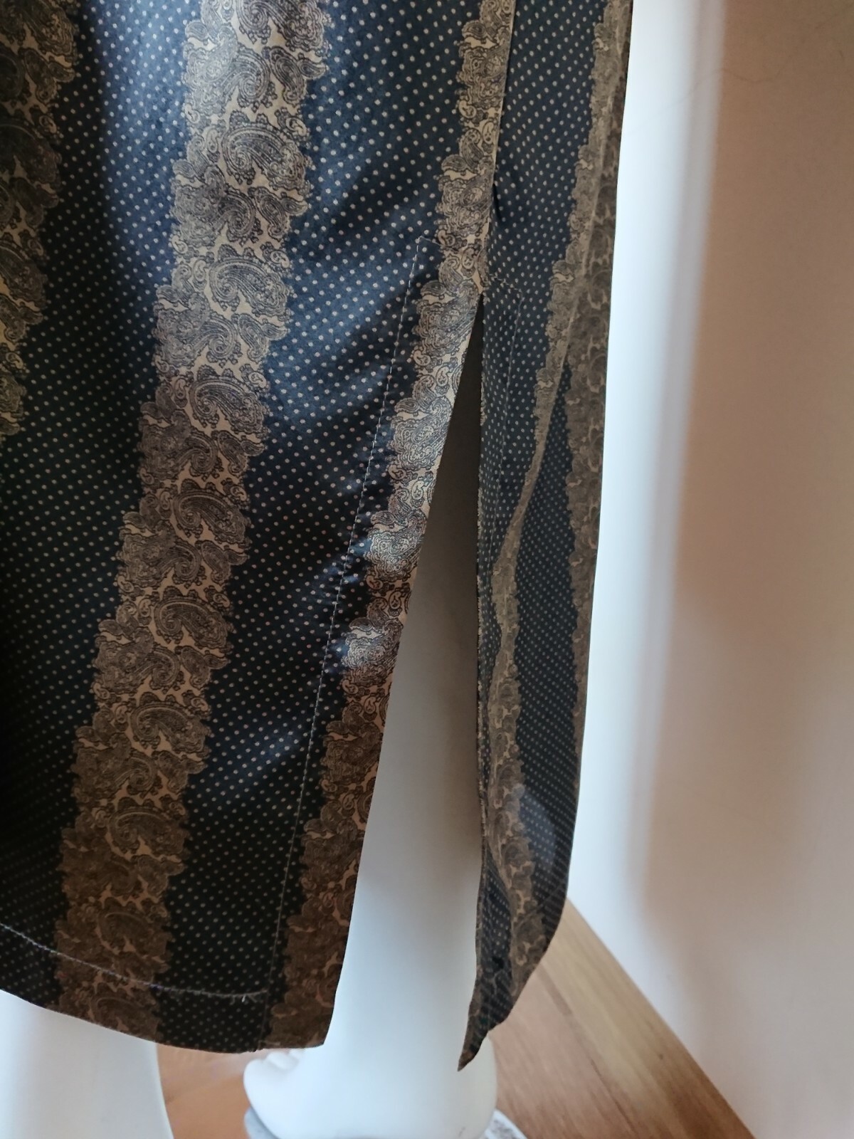 Malia vintage women Front Robe robe Made in Italy size US 2 or S