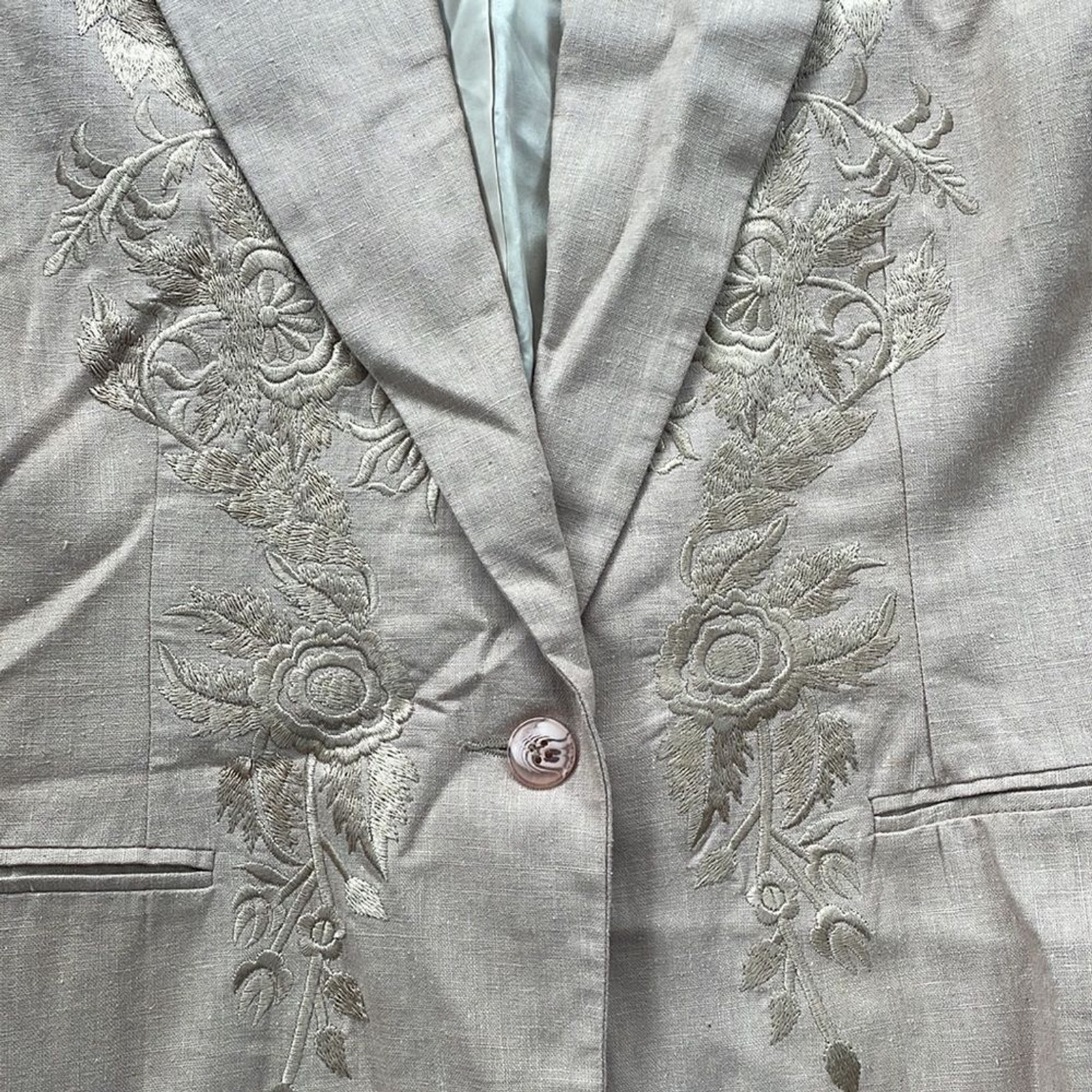 Ted Lapidus Vintage Embroidered Short Sleeve Blazer Tan 12