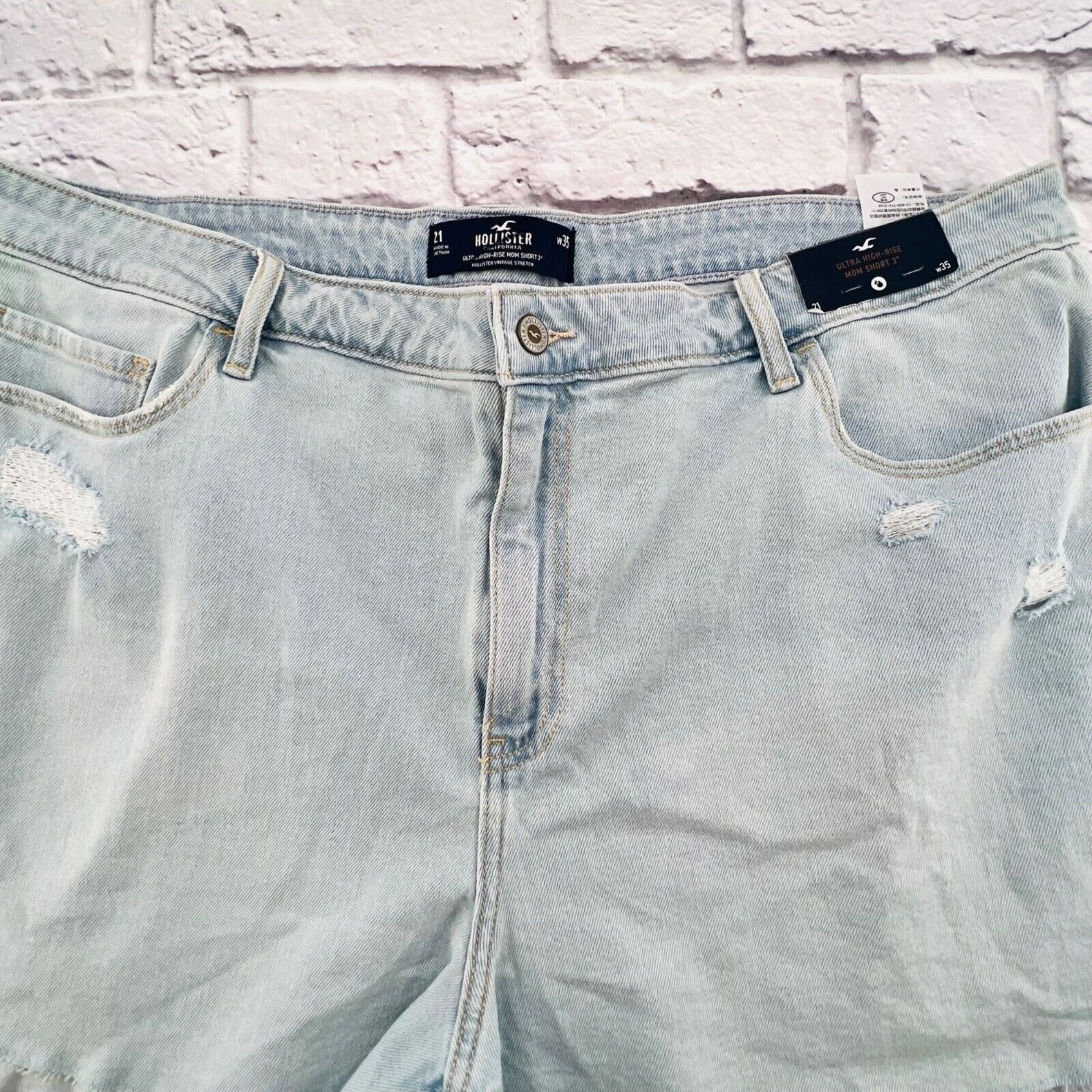 NEW Hollister Mom 3″ Short plus Size 21/35 Light Wash Ultra High Rise Vintage