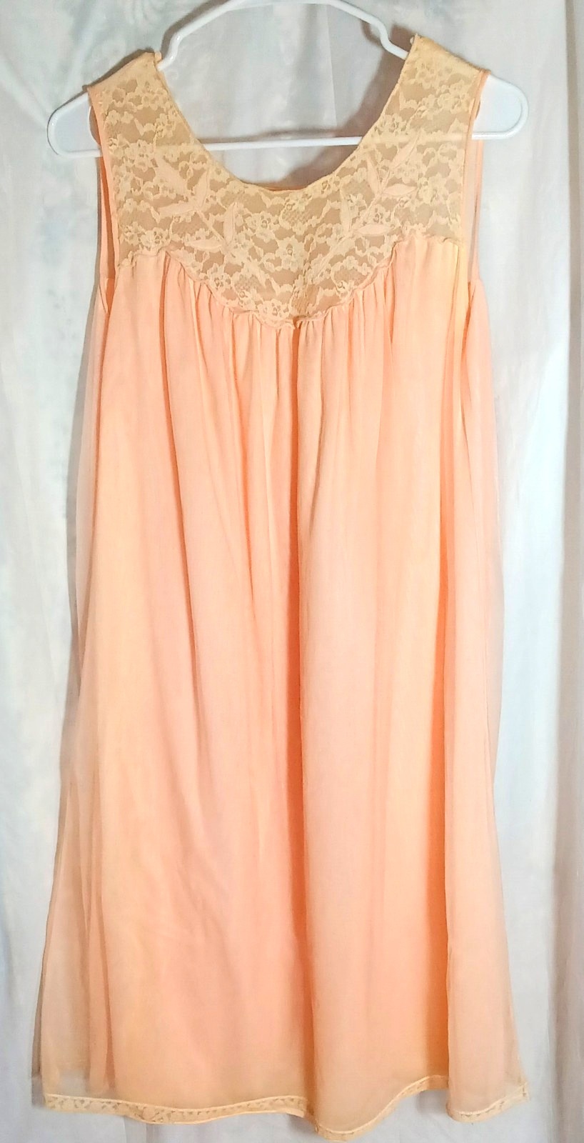 Vintage Peach Chiffon Avian Nightgown Small