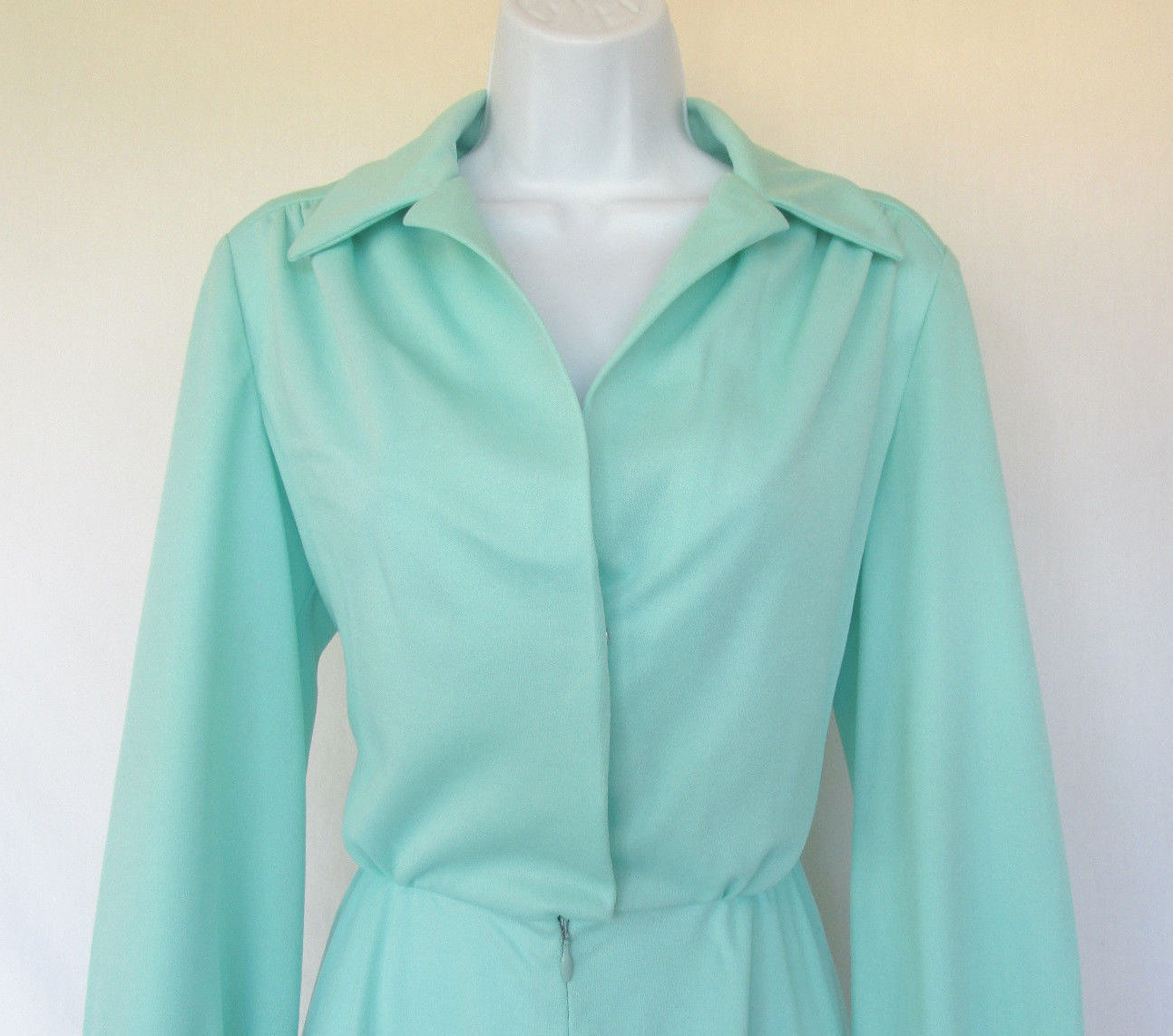 VINTAGE 1960s 70s MOD DOMINO FASHIONS DRESS SEAFOAM POLY CROCHETED BELT